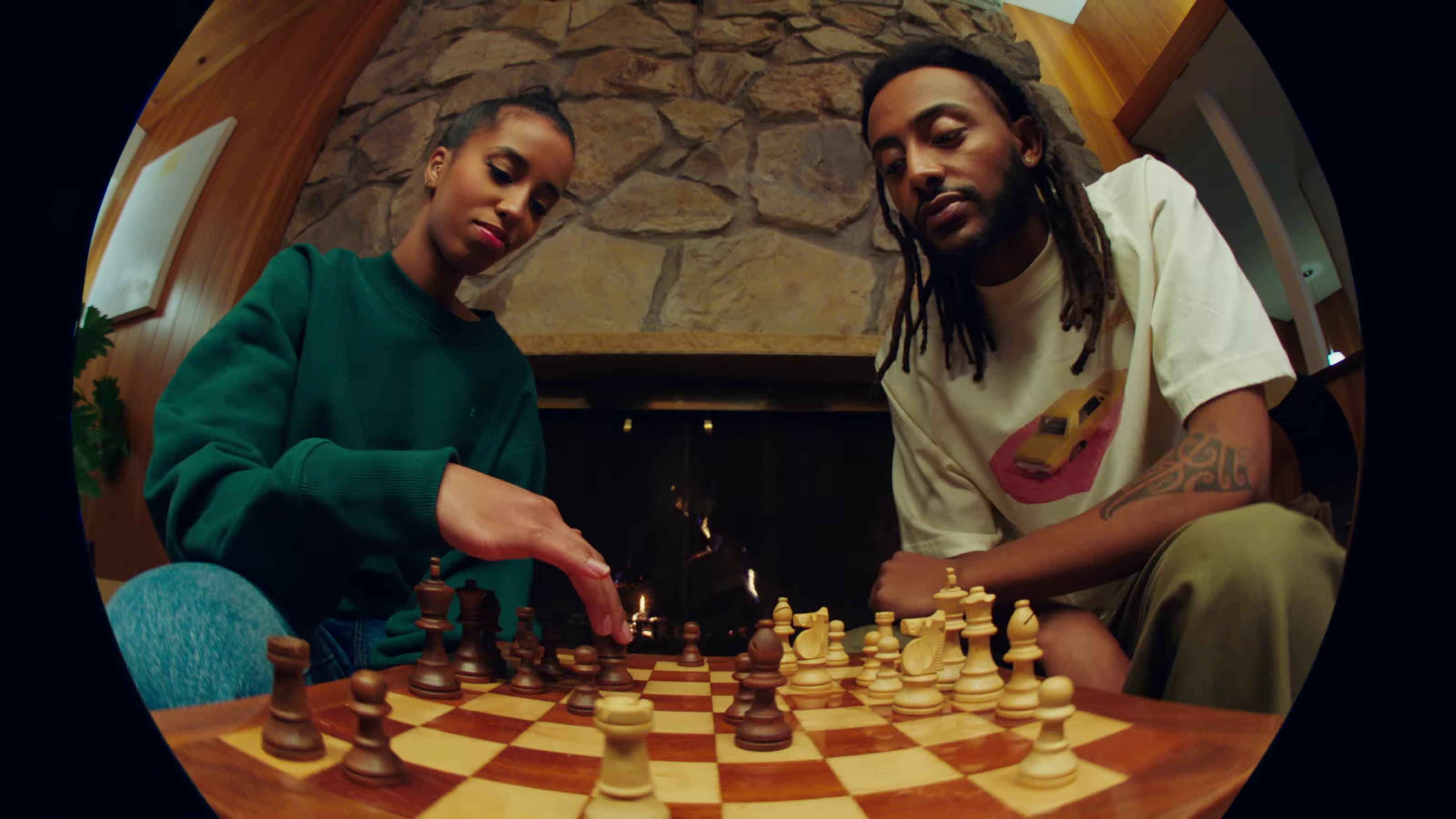 Charmander (2021) —  shot,  lighting