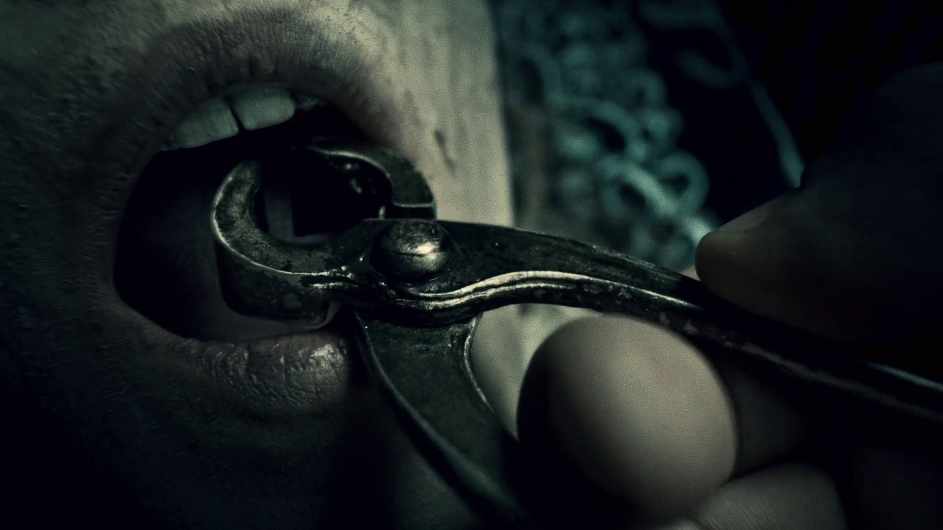 Graveyard Rats (2022) —  shot,  lighting