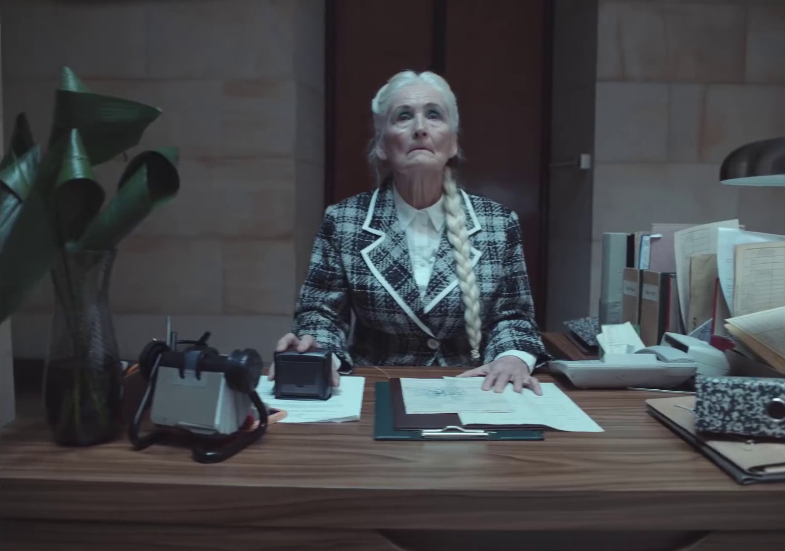 Game Change  (2021) —  shot,  lighting