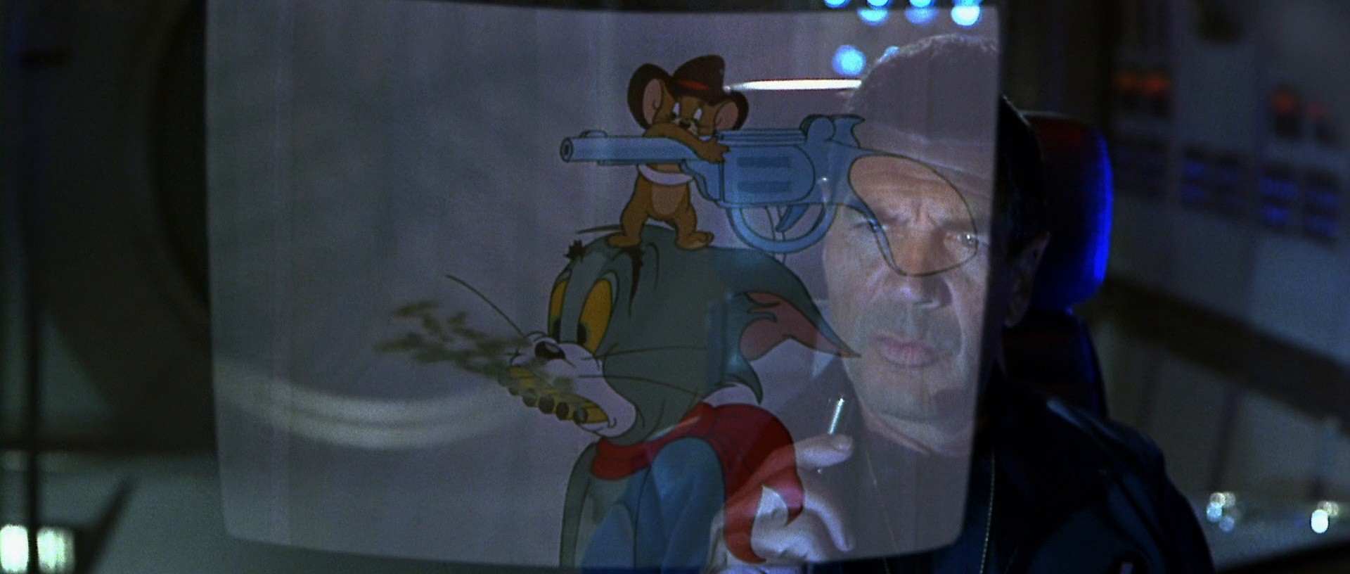 Supernova (2000) —  shot,  lighting