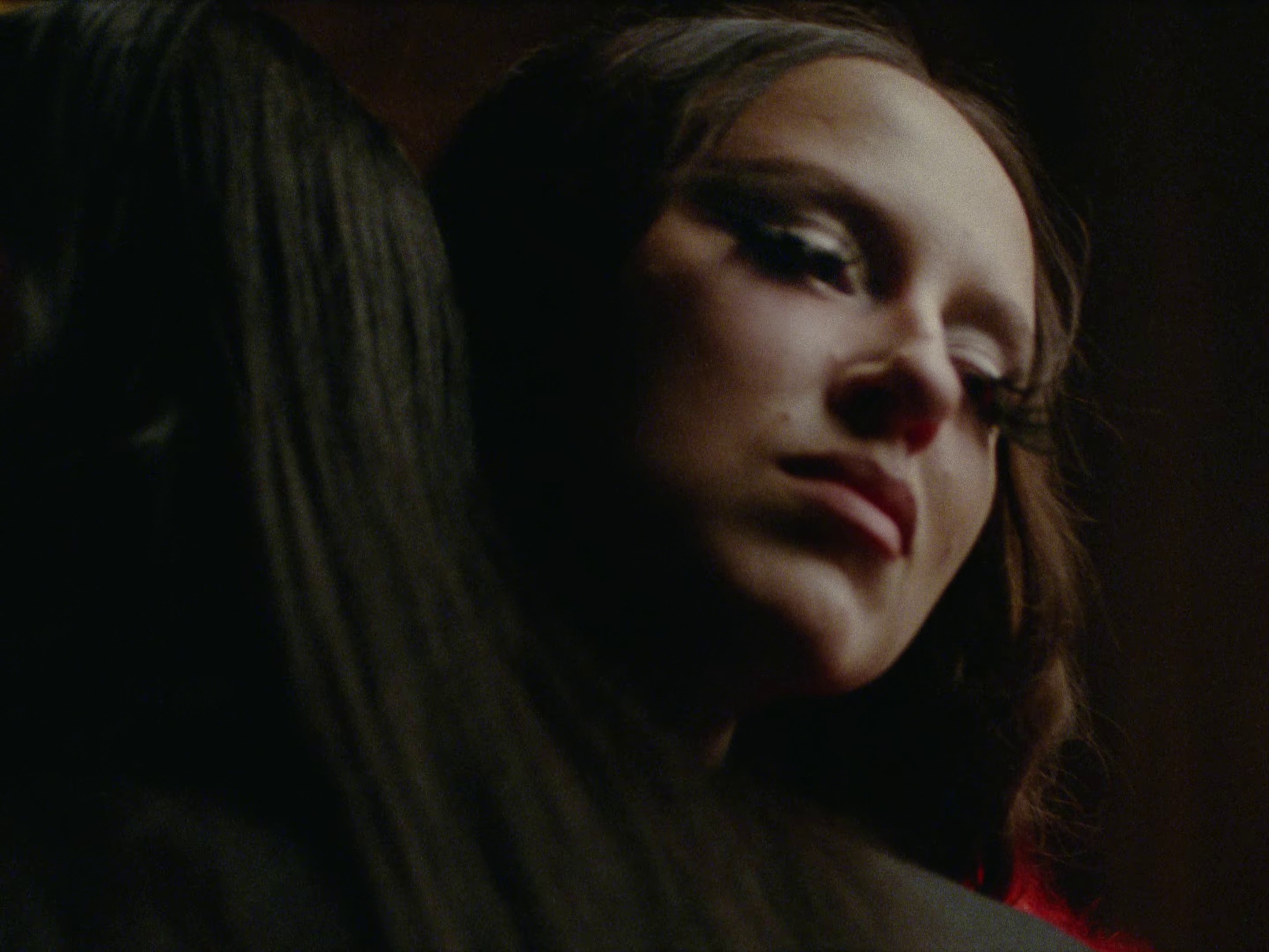 Nini (2024) —  shot,  lighting