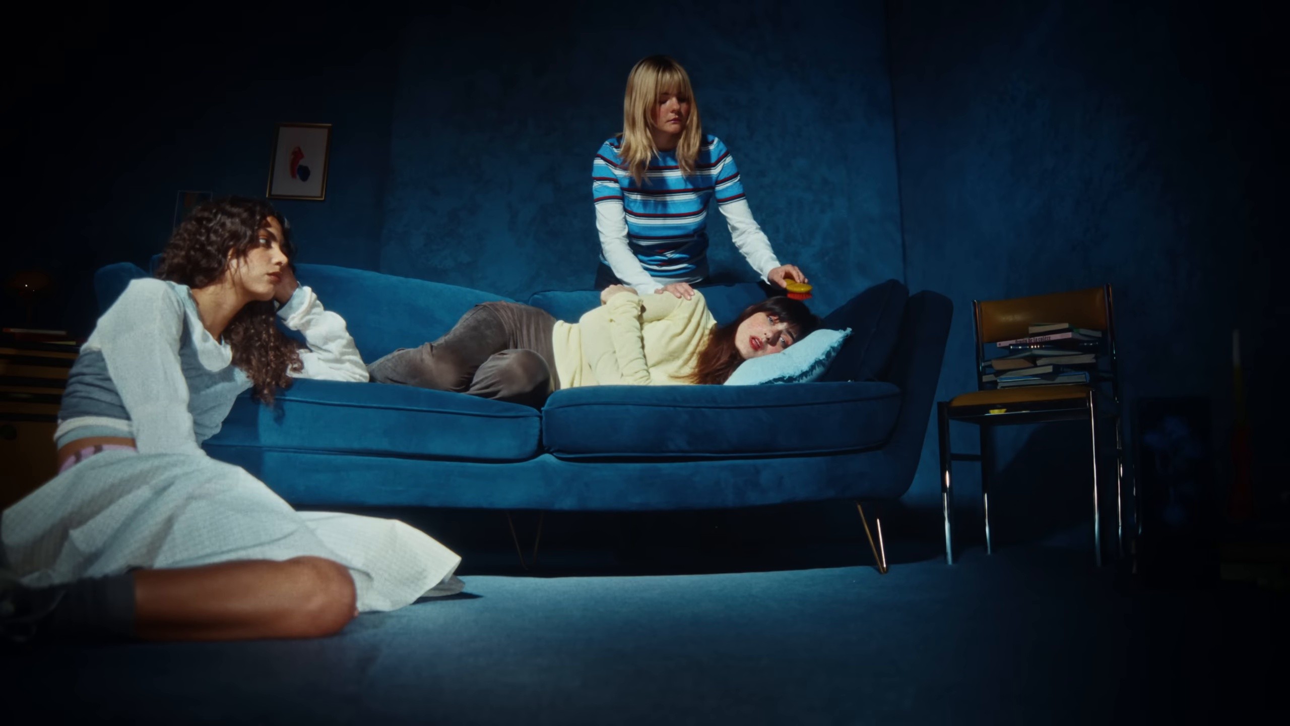 la maison (2025) —  shot,  lighting