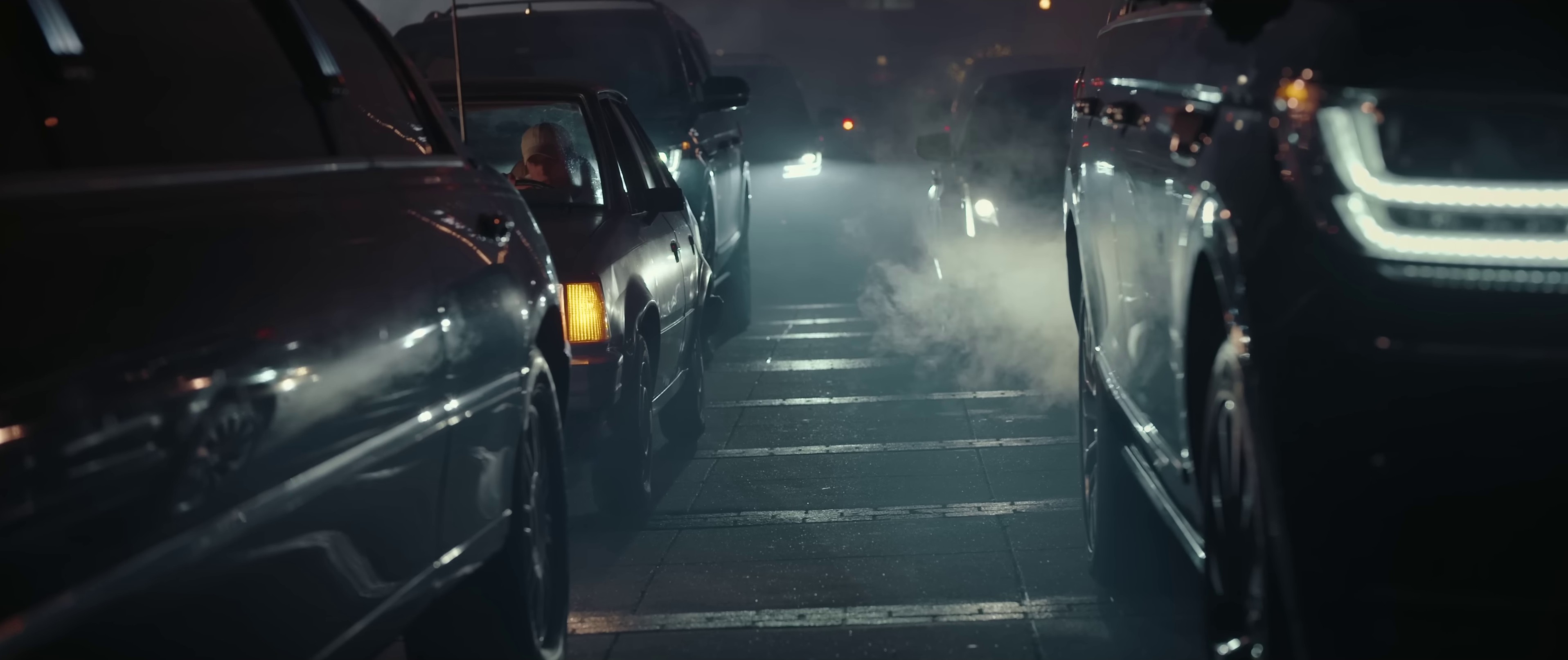 Motto (2023) —  shot,  lighting