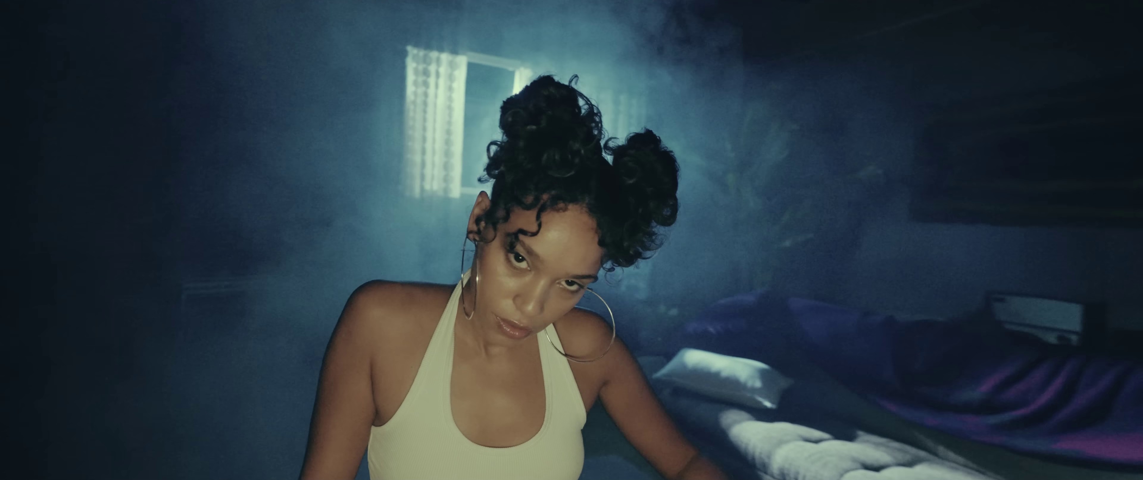 Boy Problems (2023) —  shot,  lighting