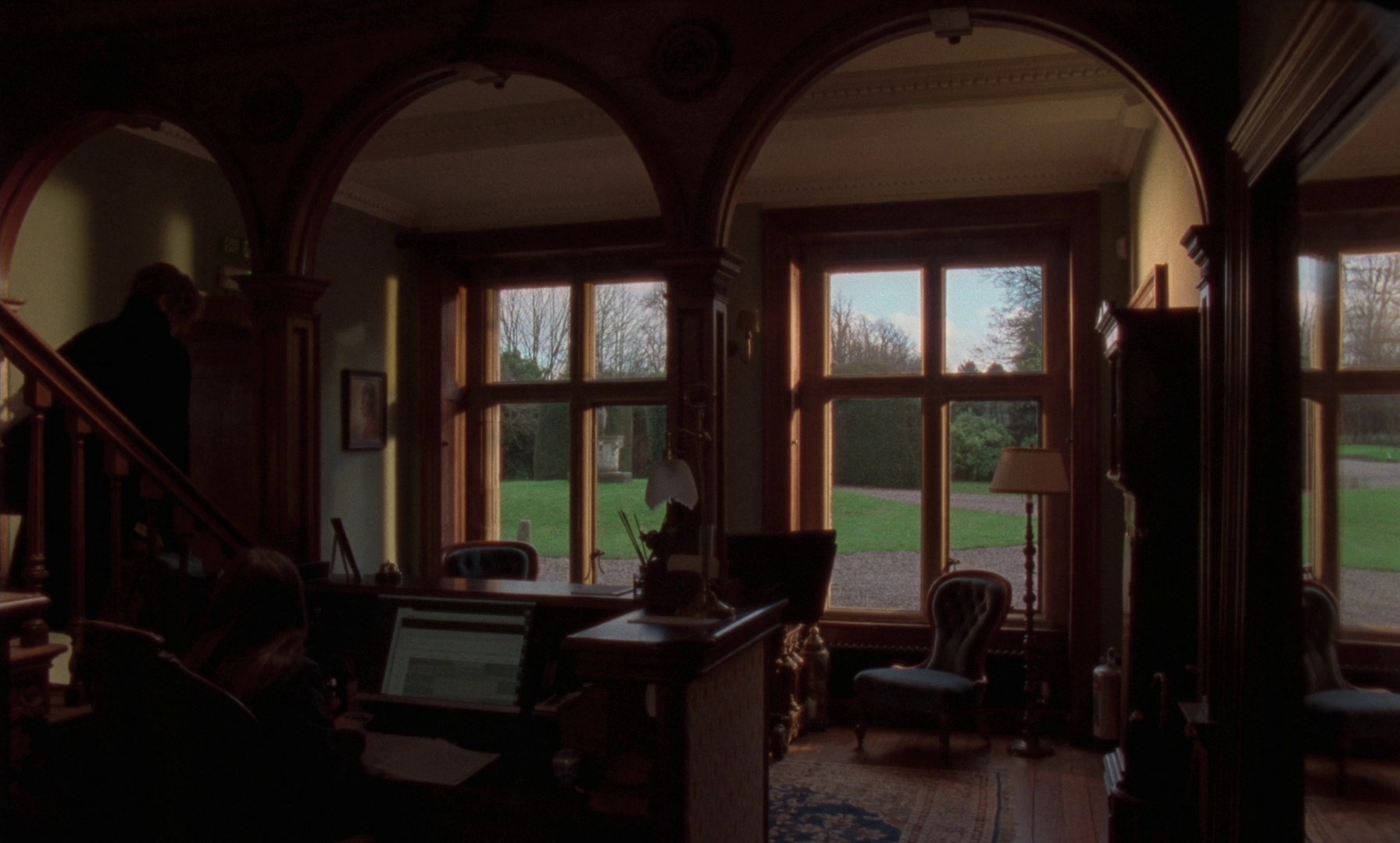 The Eternal Daughter (2022) —  shot,  lighting