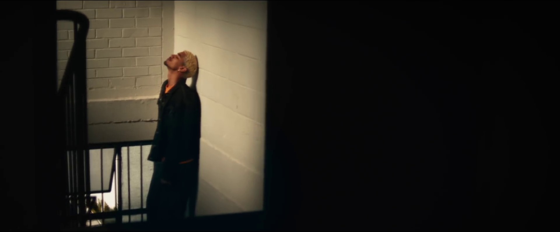 Sundown (2020) —  shot,  lighting