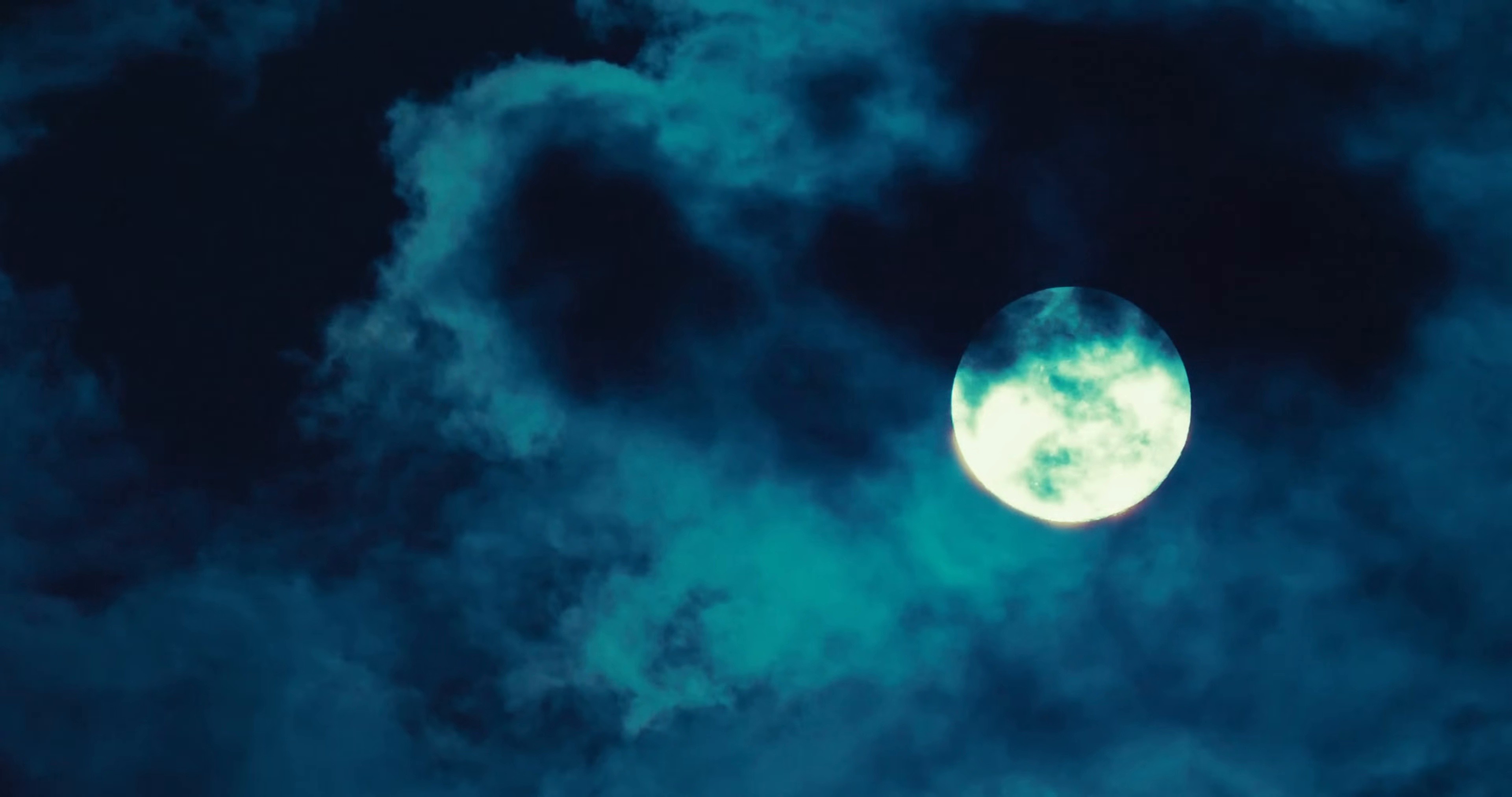 Freaks (2025) —  shot,  lighting