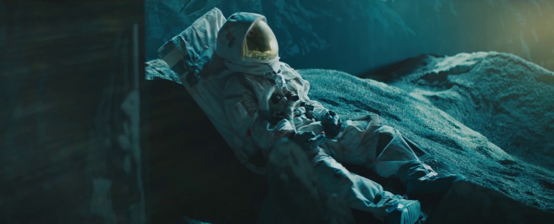 Blackstar (2015) —  shot,  lighting