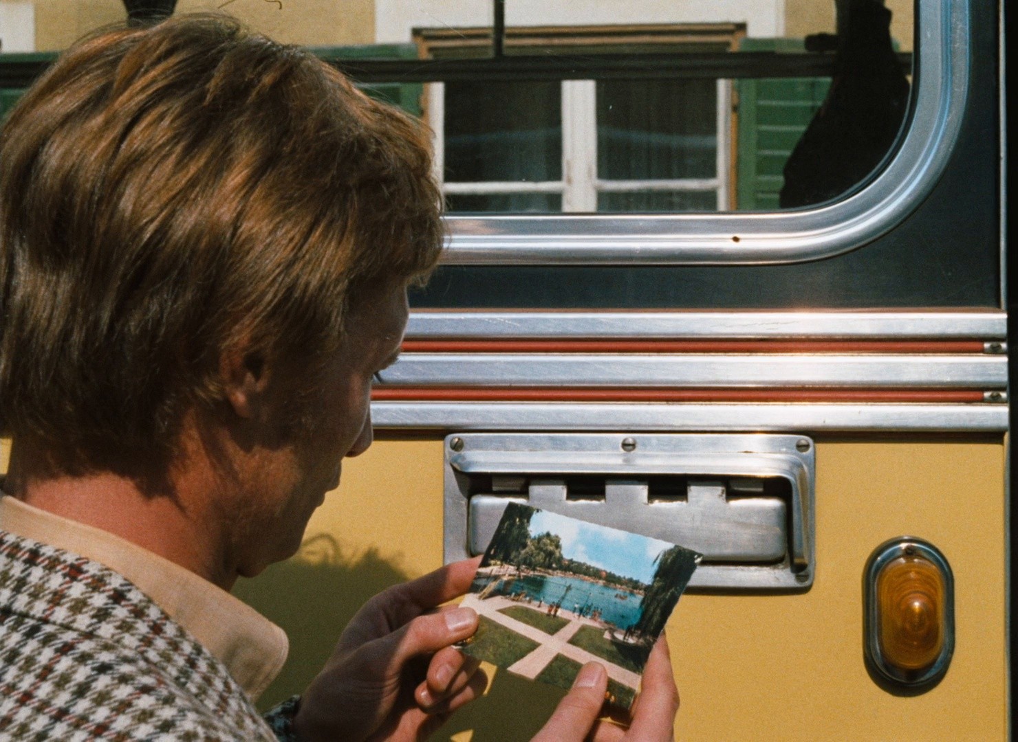 The Goalie's Anxiety at the Penalty Kick (1977) —  shot,  lighting