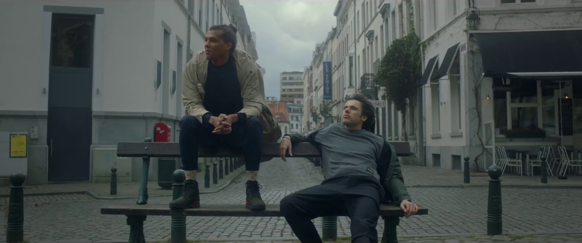 La pluie (2021) —  shot,  lighting