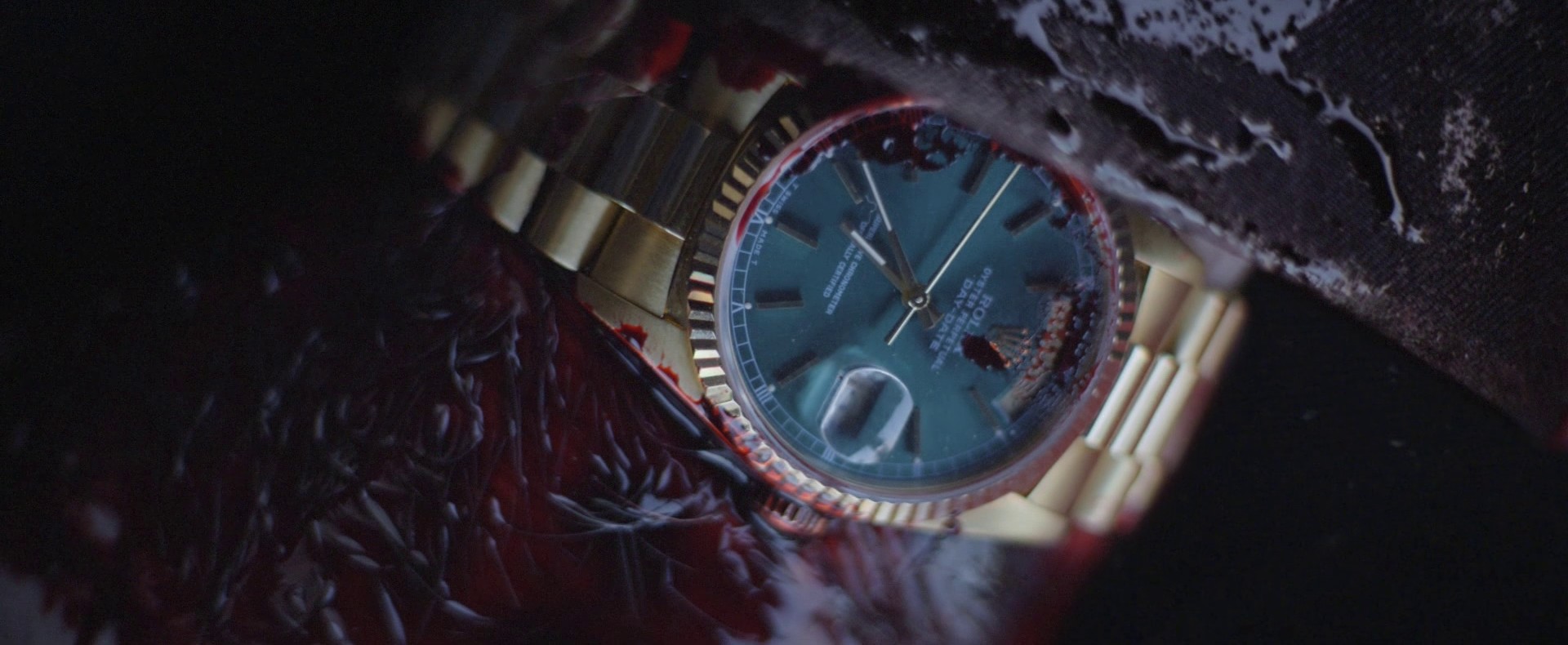 365 (2019) —  shot,  lighting