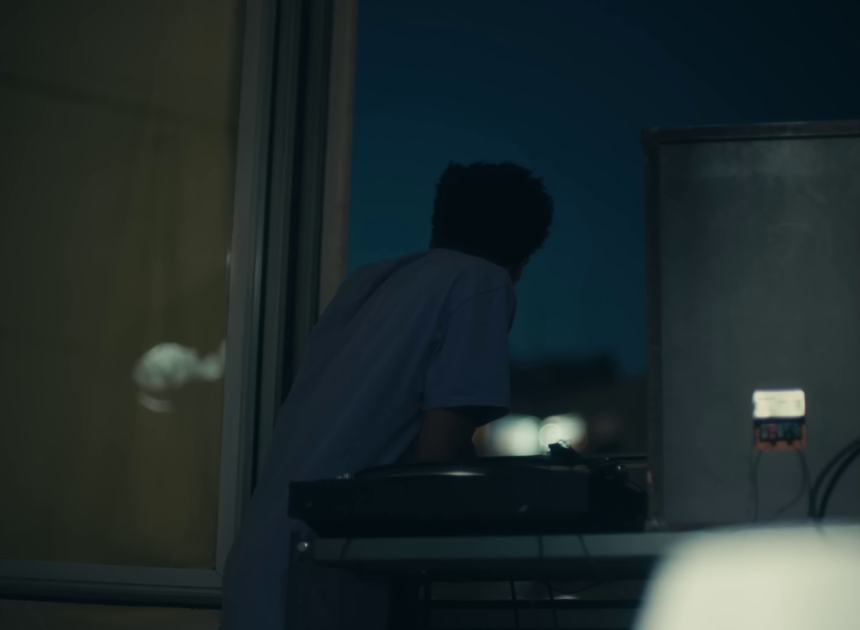 Dj in the car (2023) —  shot,  lighting