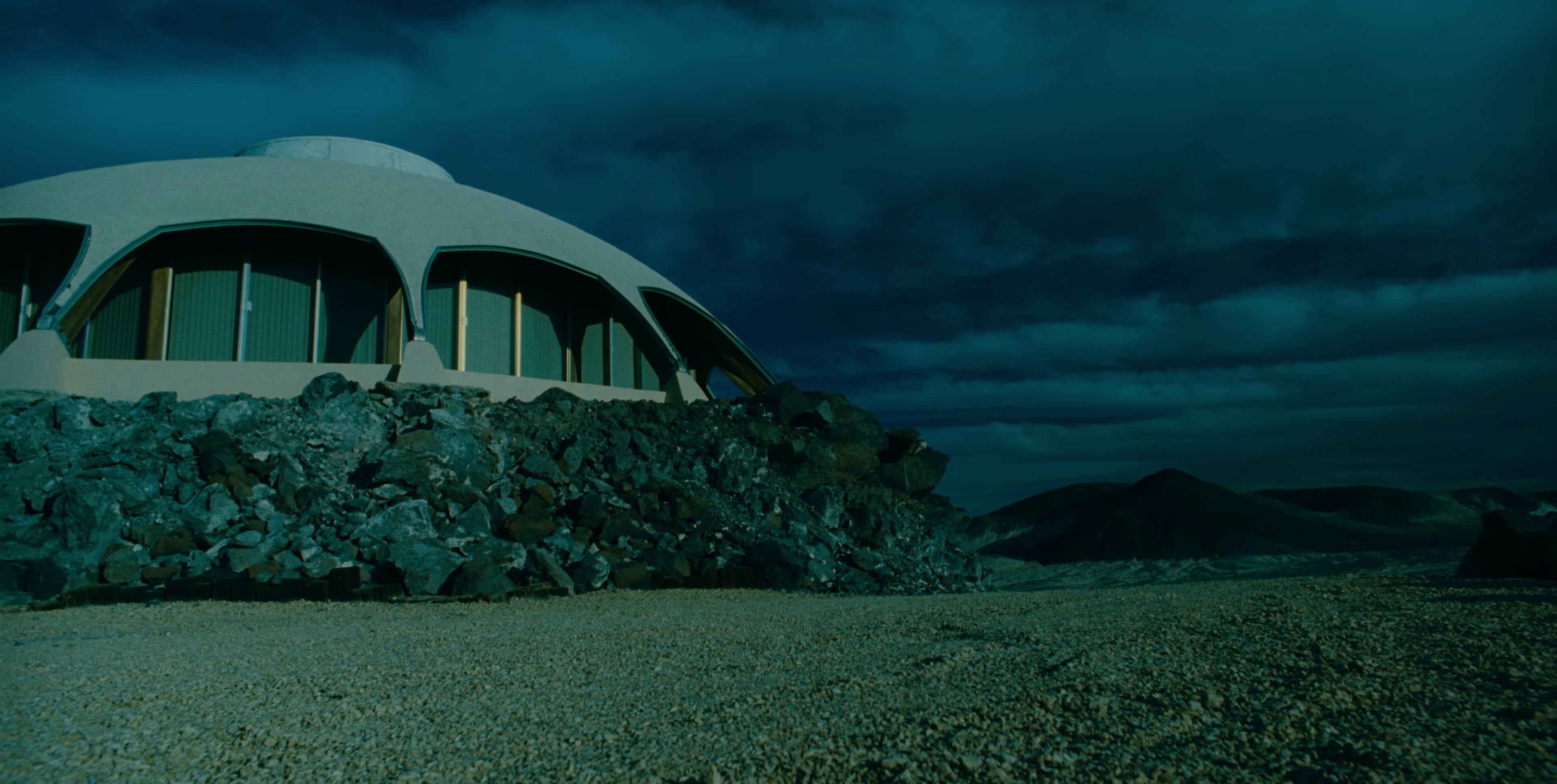 In Da Club (2003) —  shot,  lighting