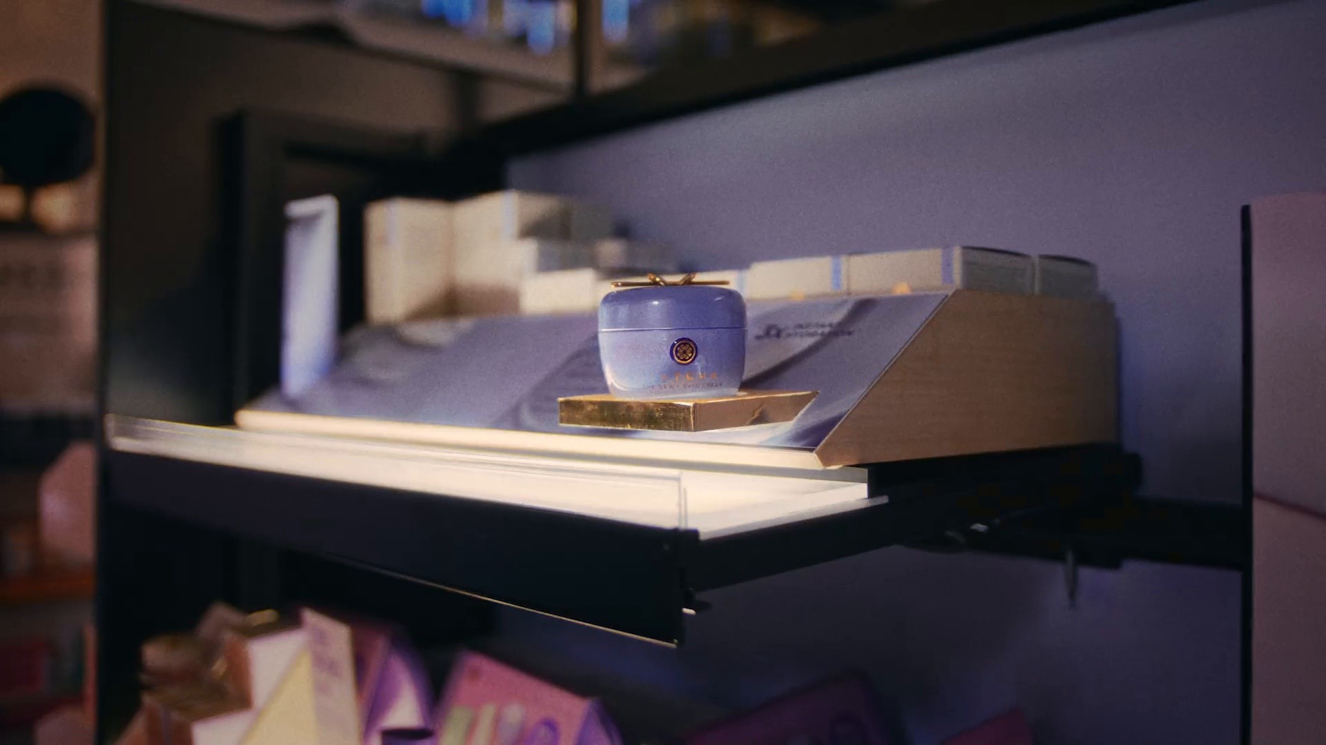 Sephora - This n That (2025) —  shot,  lighting