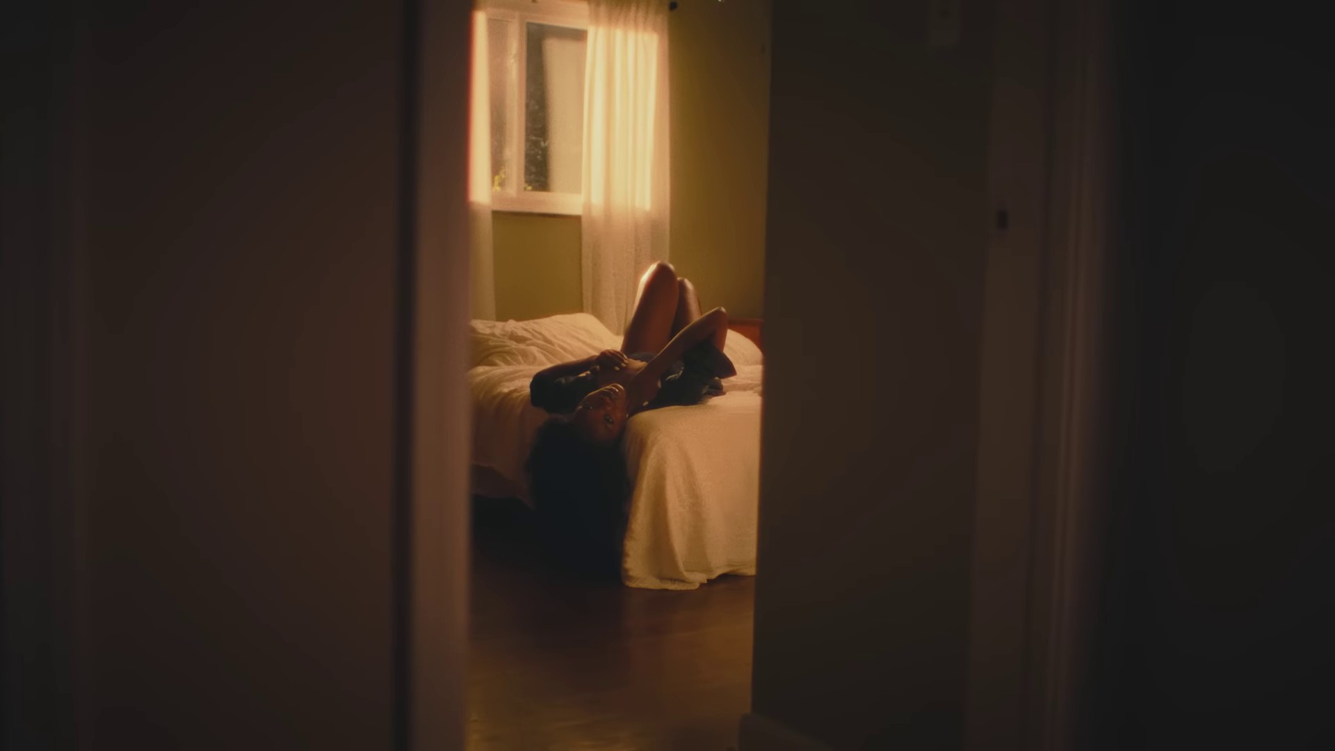 Oh U Went (2023) —  shot,  lighting