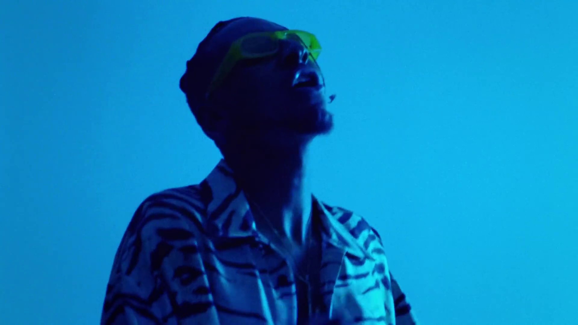 Say You Want Me (2022) —  shot,  lighting