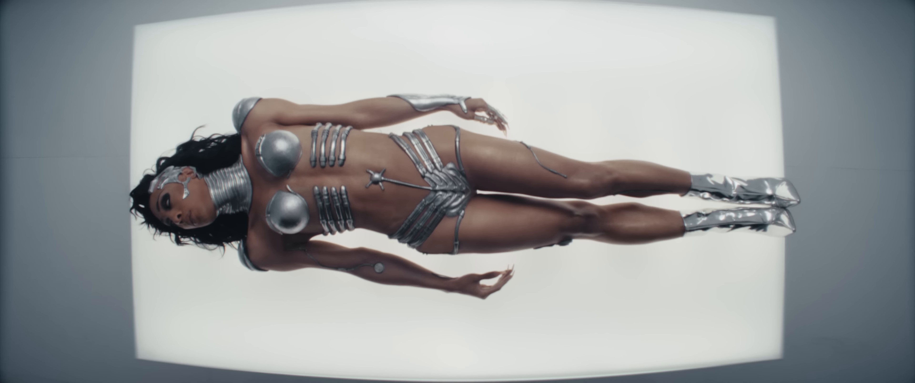 Green Lights (2024) —  shot,  lighting