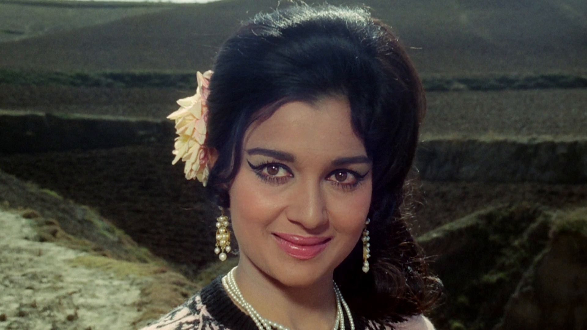 Chirag (1969) —  shot,  lighting
