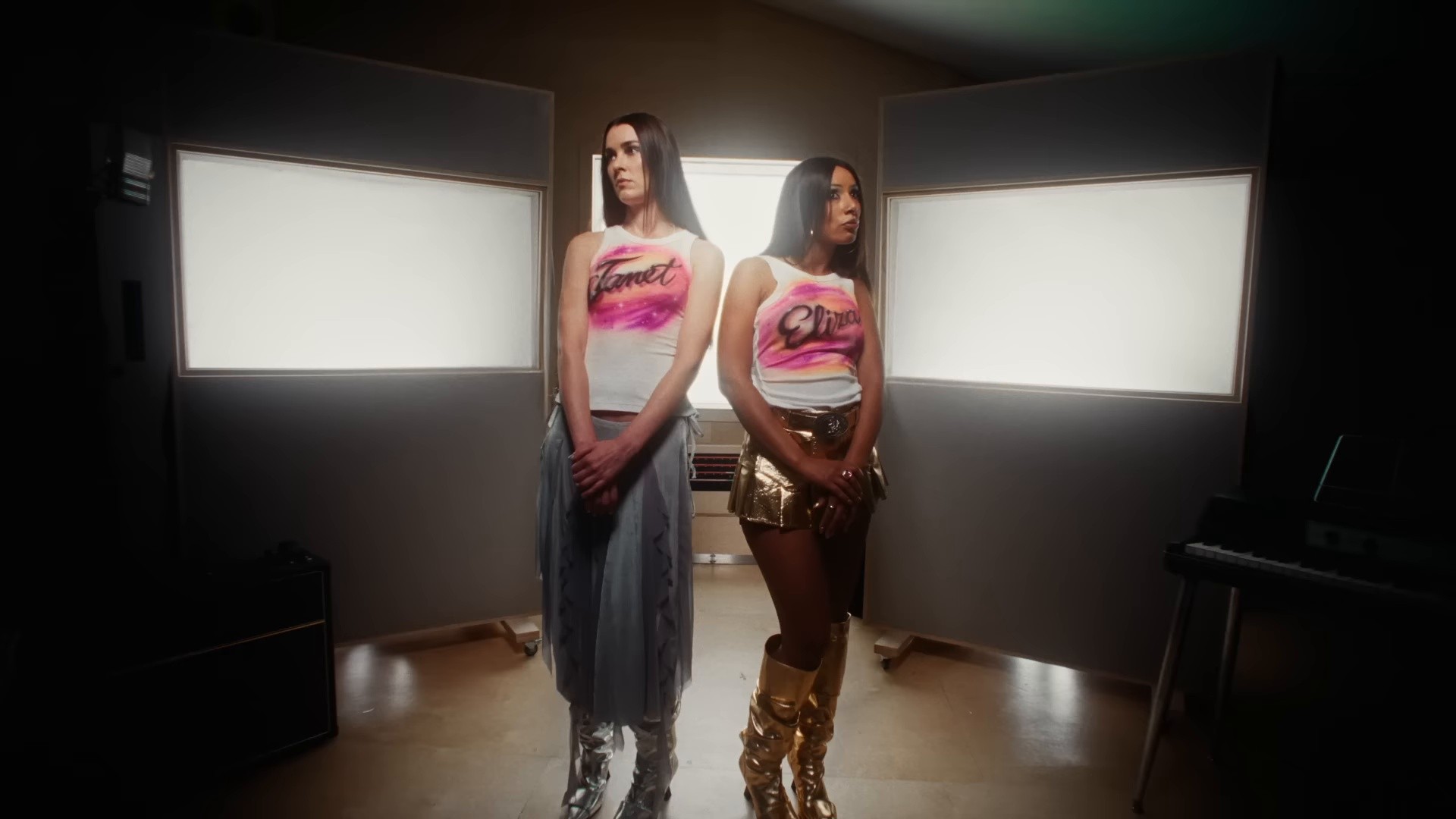 I HEART YOU (2025) —  shot,  lighting