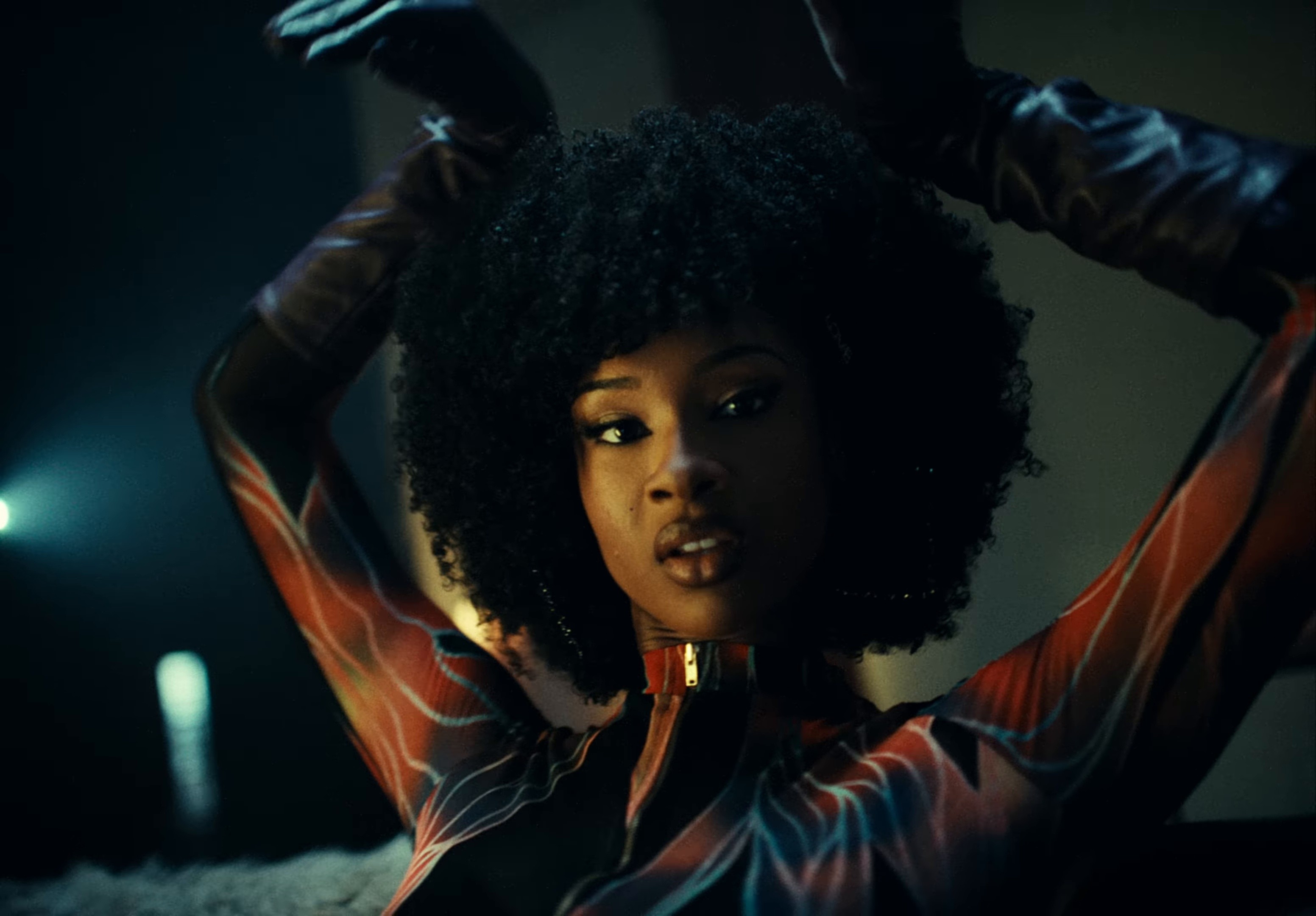 TaTaTa (2025) —  shot,  lighting