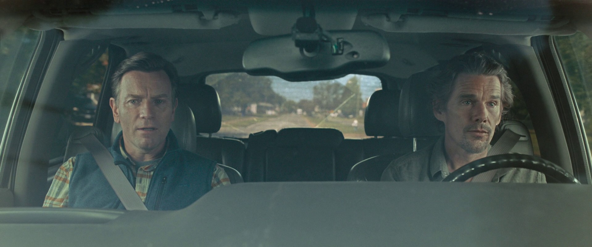 Raymond & Ray (2022) —  shot,  lighting