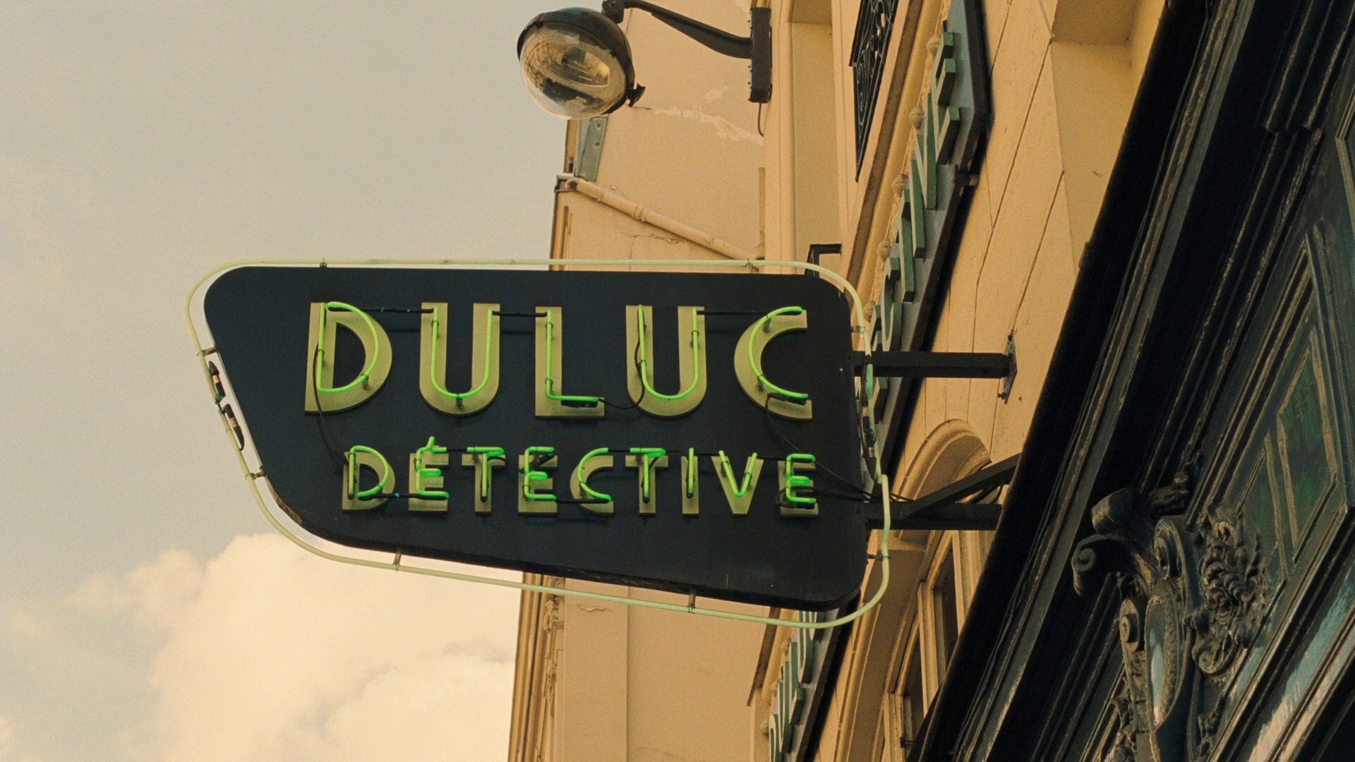 Midnight in Paris (2011) —  shot,  lighting