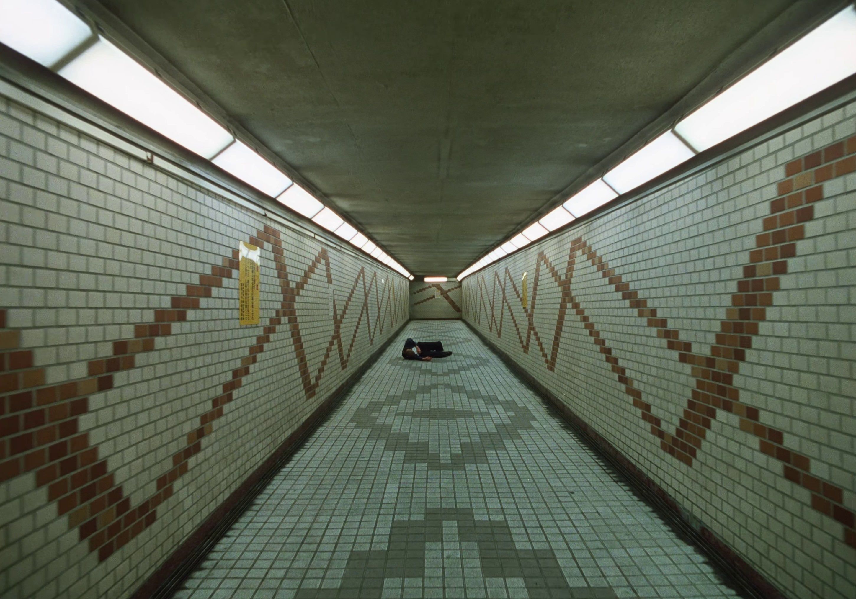 Untitled Us (2022) —  shot,  lighting