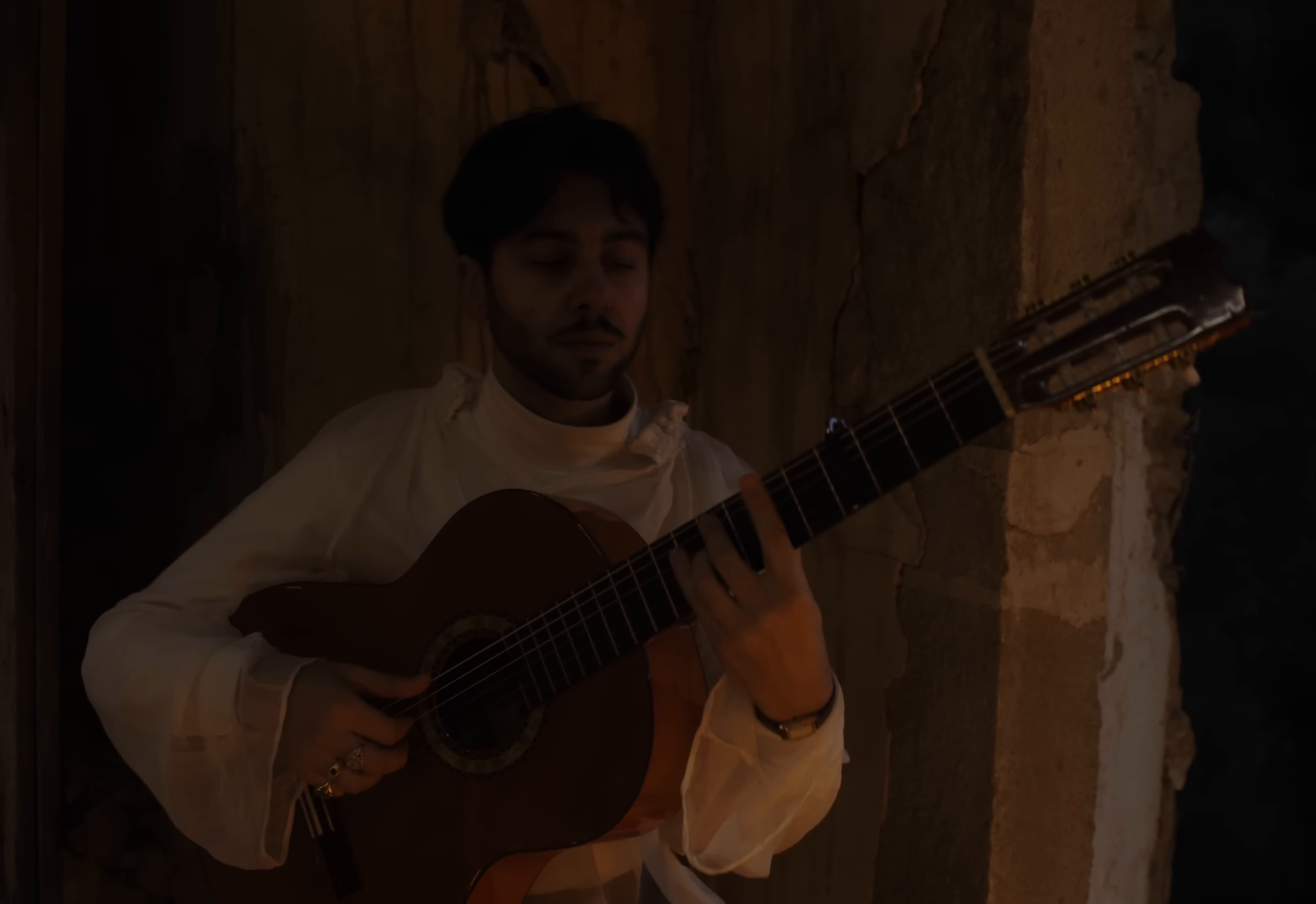 Por qué Será (2024) —  shot,  lighting