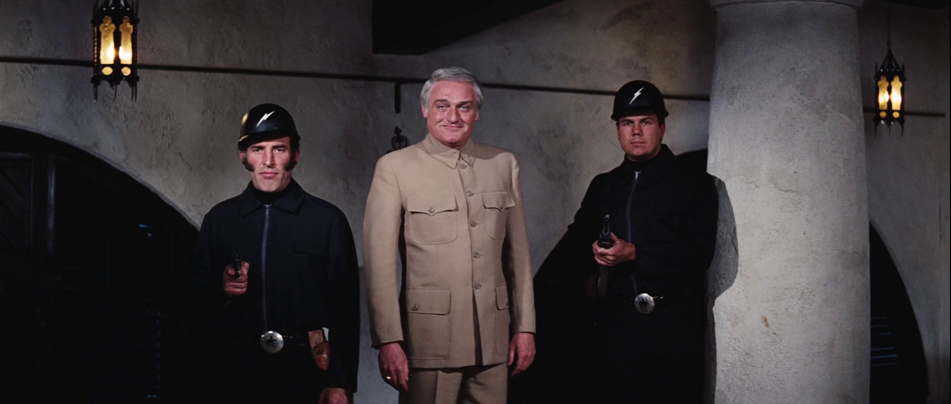 Diamonds Are Forever (1971) —  shot,  lighting