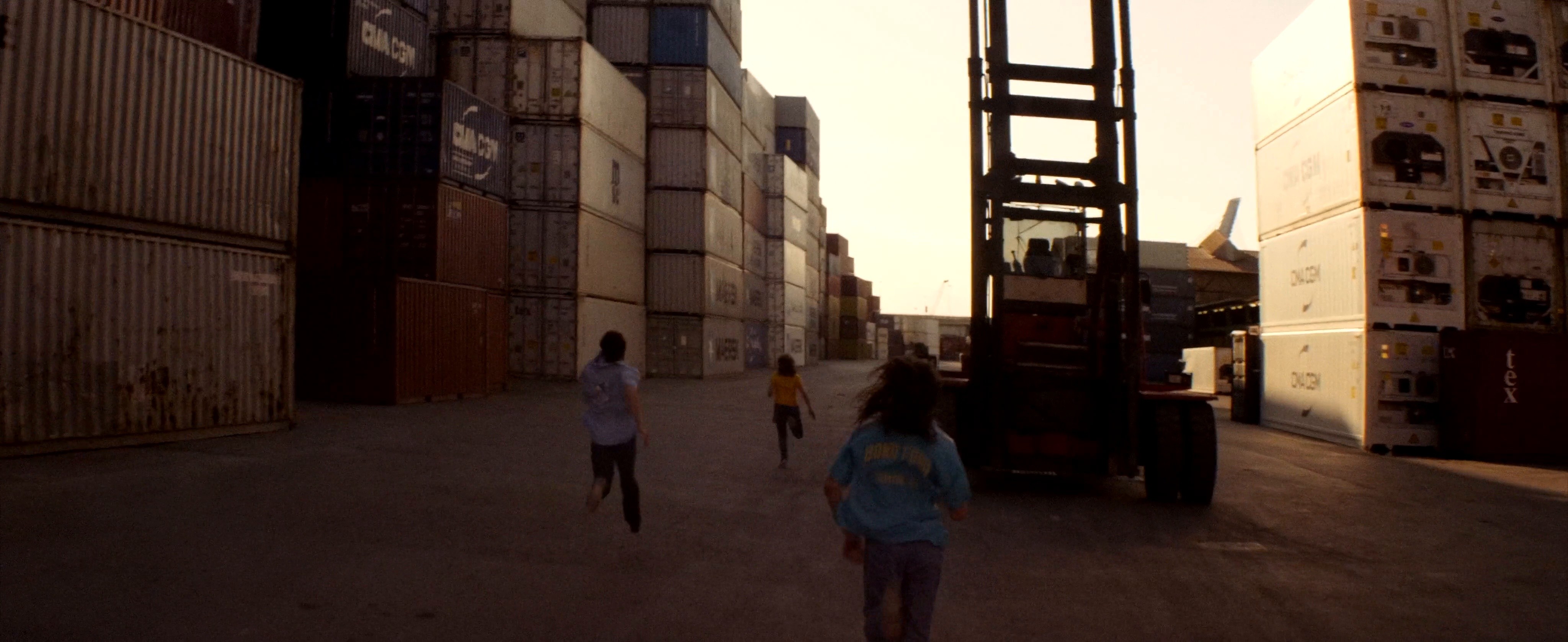 Levis - Go Forth (2025) —  shot,  lighting