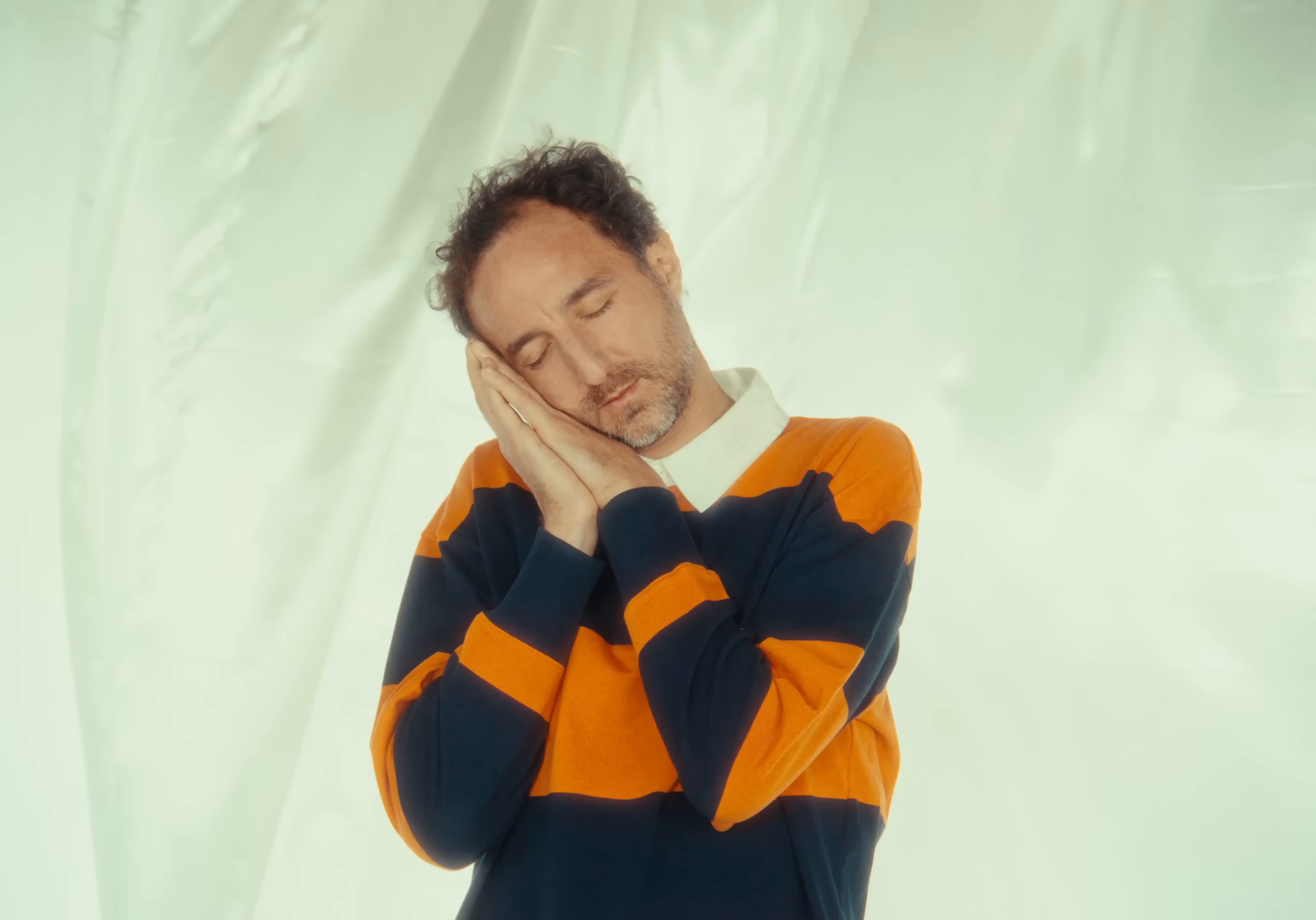 Ton visage (2025) —  shot,  lighting