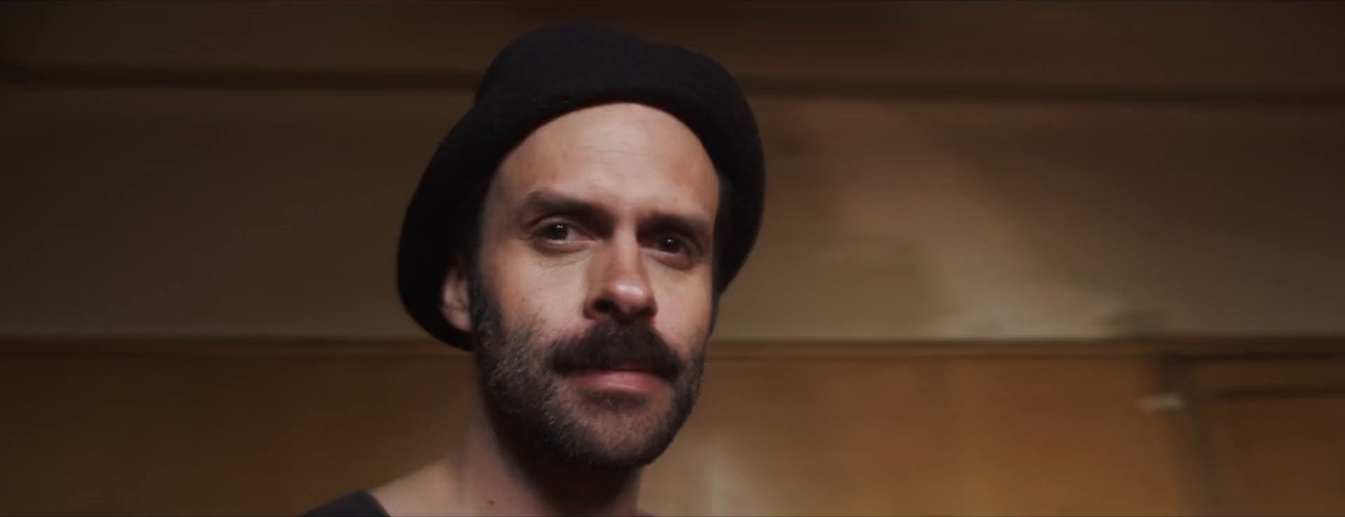 Escudo _ Hecho con Carácter _ Lio Muñoz (1) (2020) —  shot,  lighting