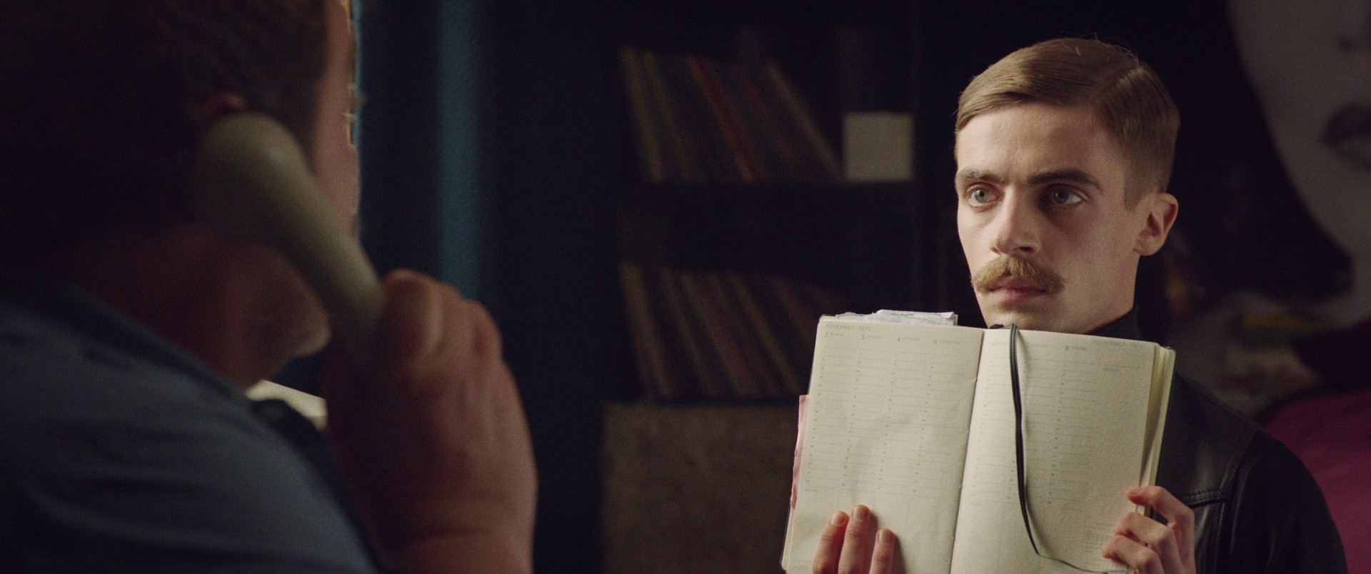 Peter von Kant (2022) —  shot,  lighting