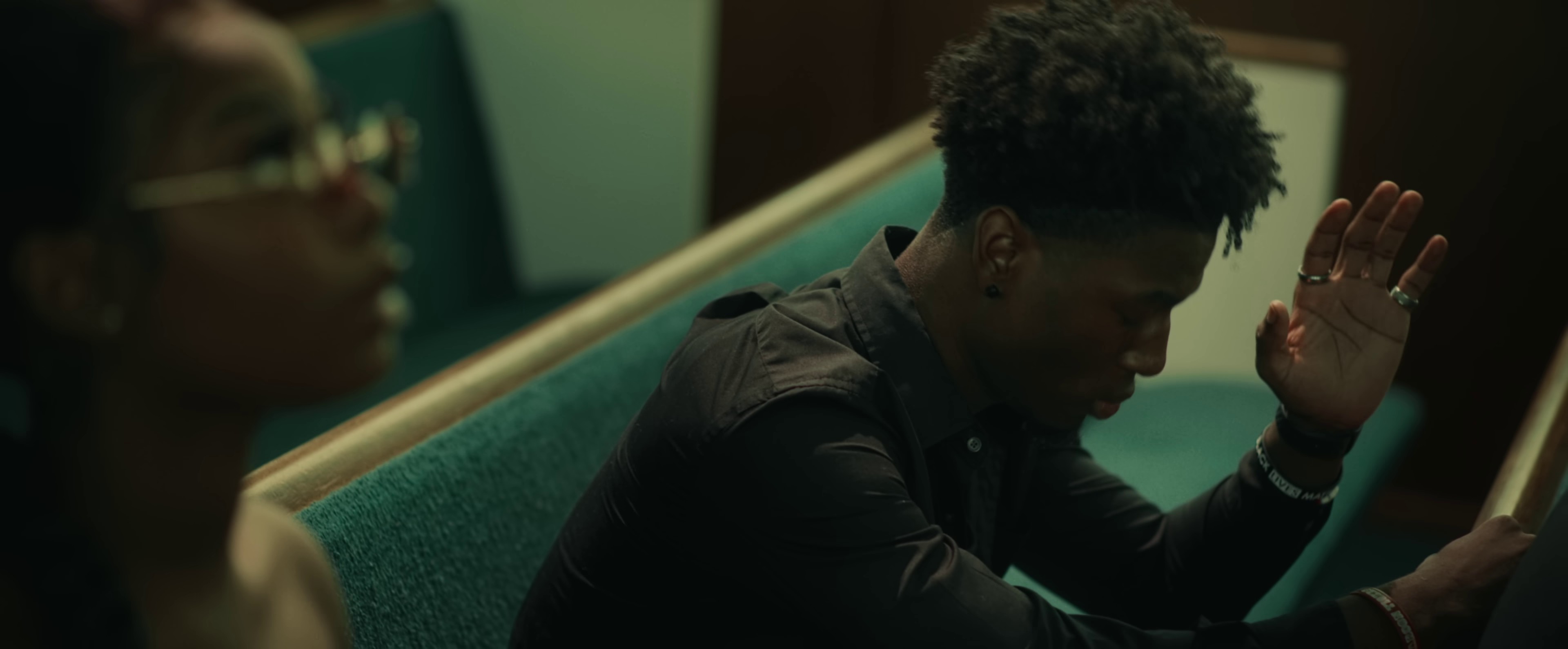 Don't Miss  (2023) —  shot,  lighting