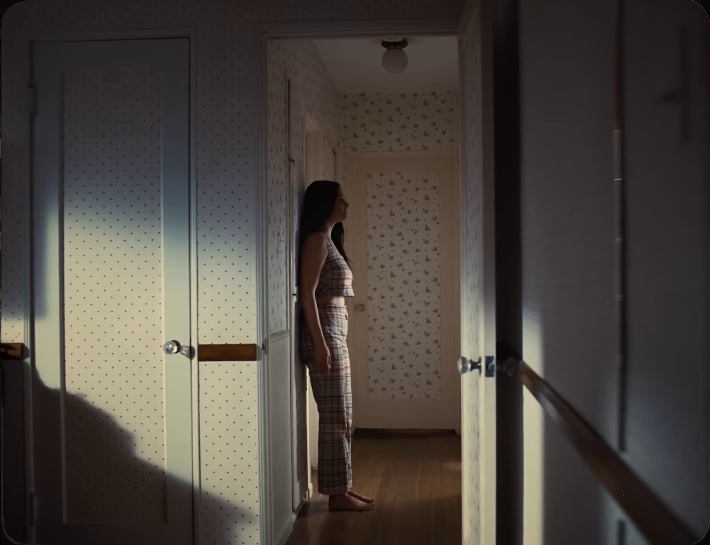 Cardinal (2024) —  shot,  lighting