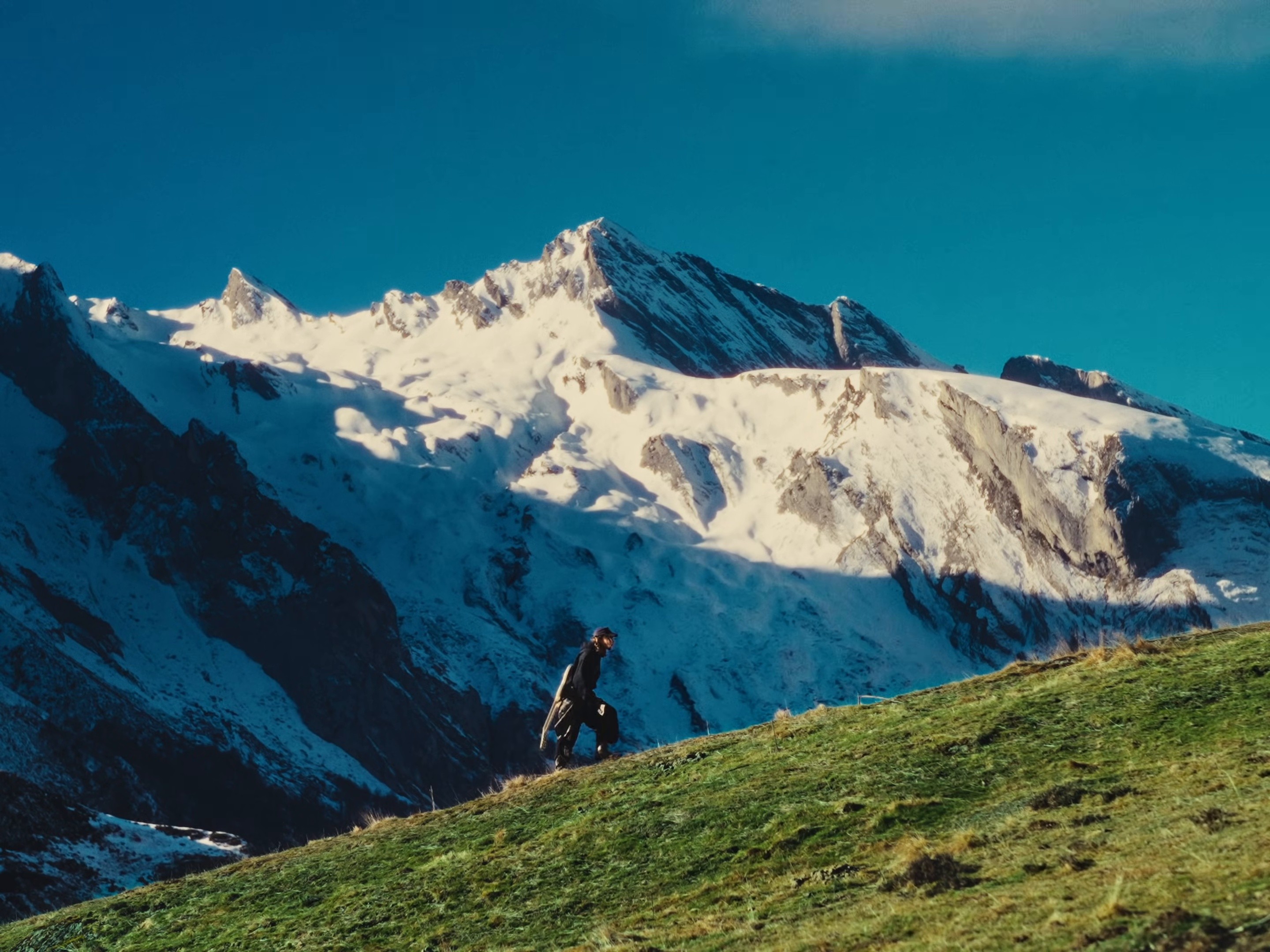 HÂTE DE VIVRE (2026) —  shot,  lighting