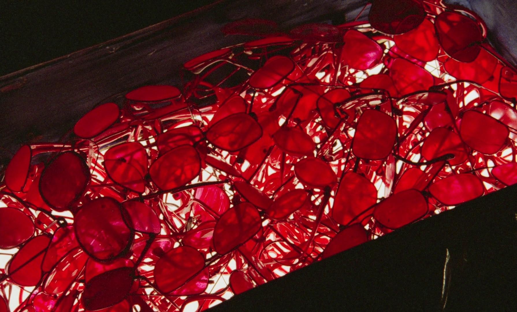 The Red Spectacles (1987) —  shot,  lighting