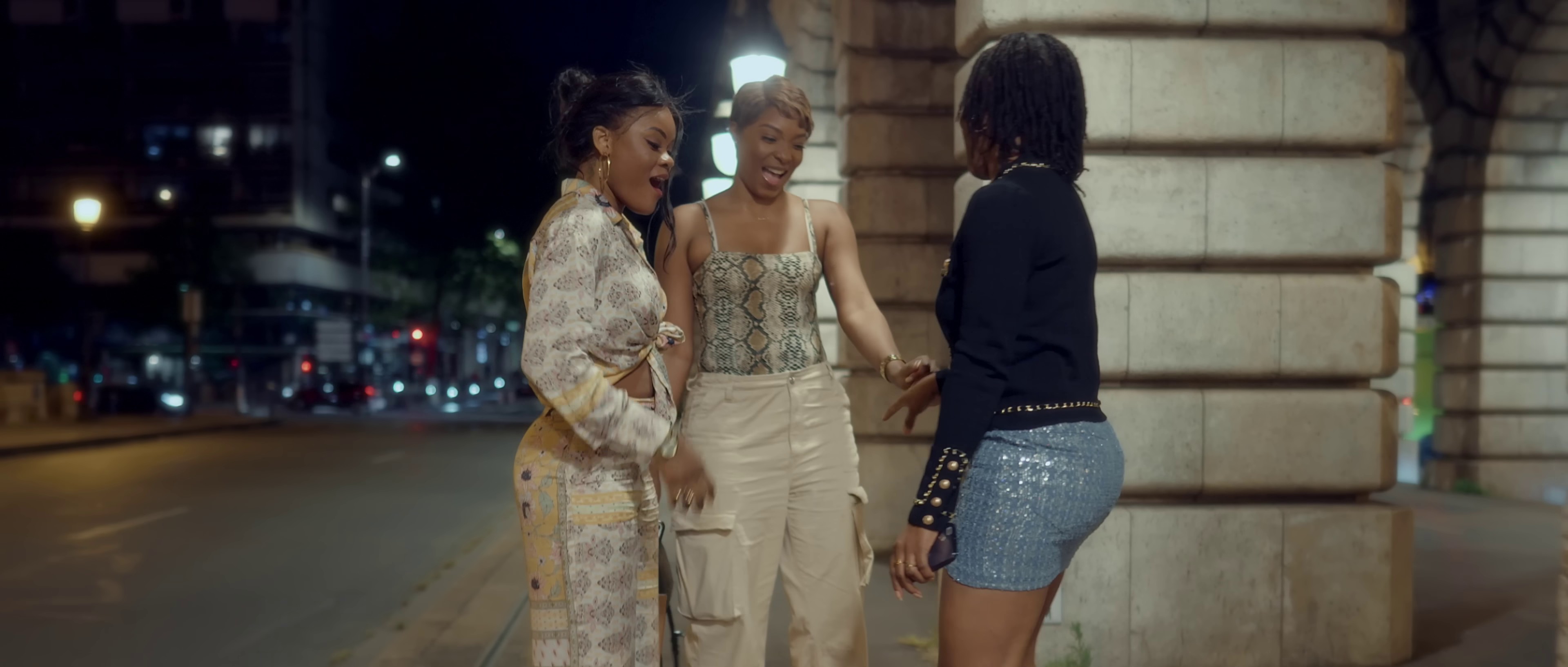 BOR’O nini (2023) —  shot,  lighting