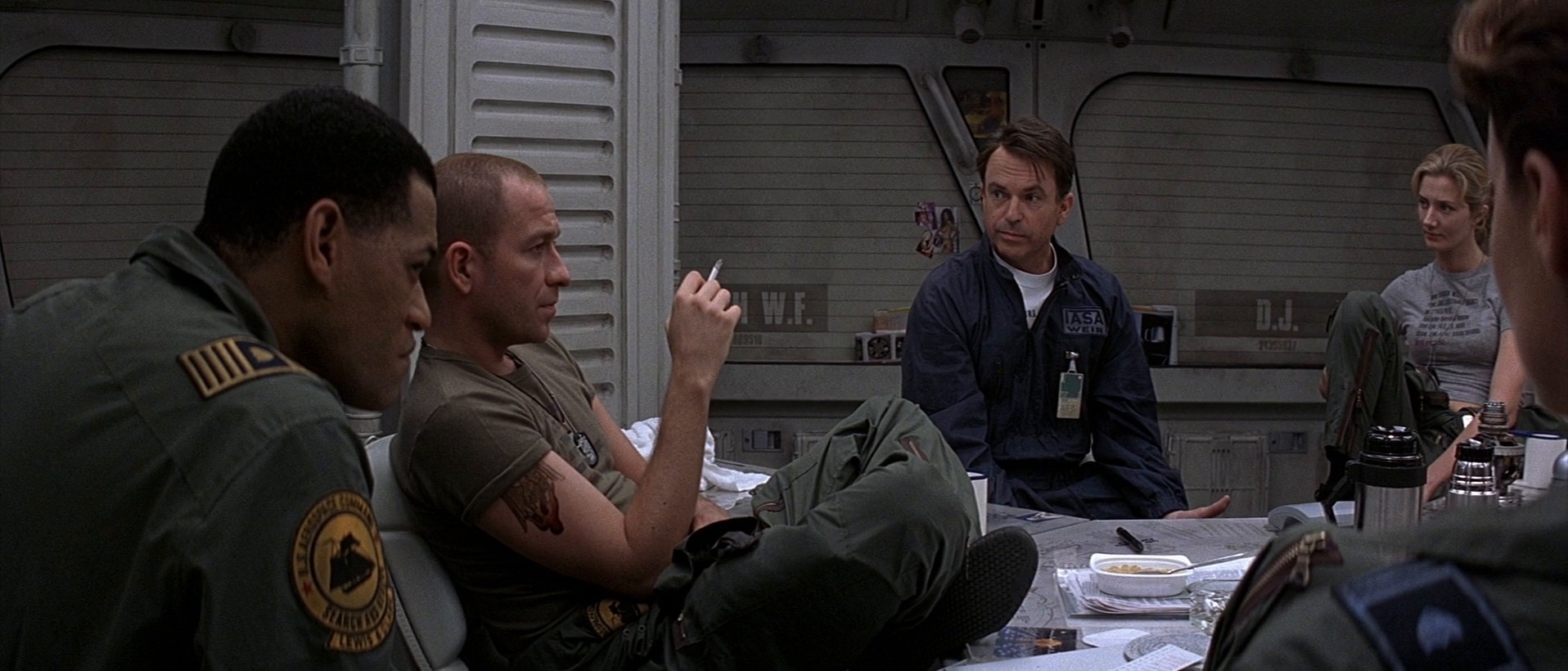 Event Horizon (1998) —  shot,  lighting