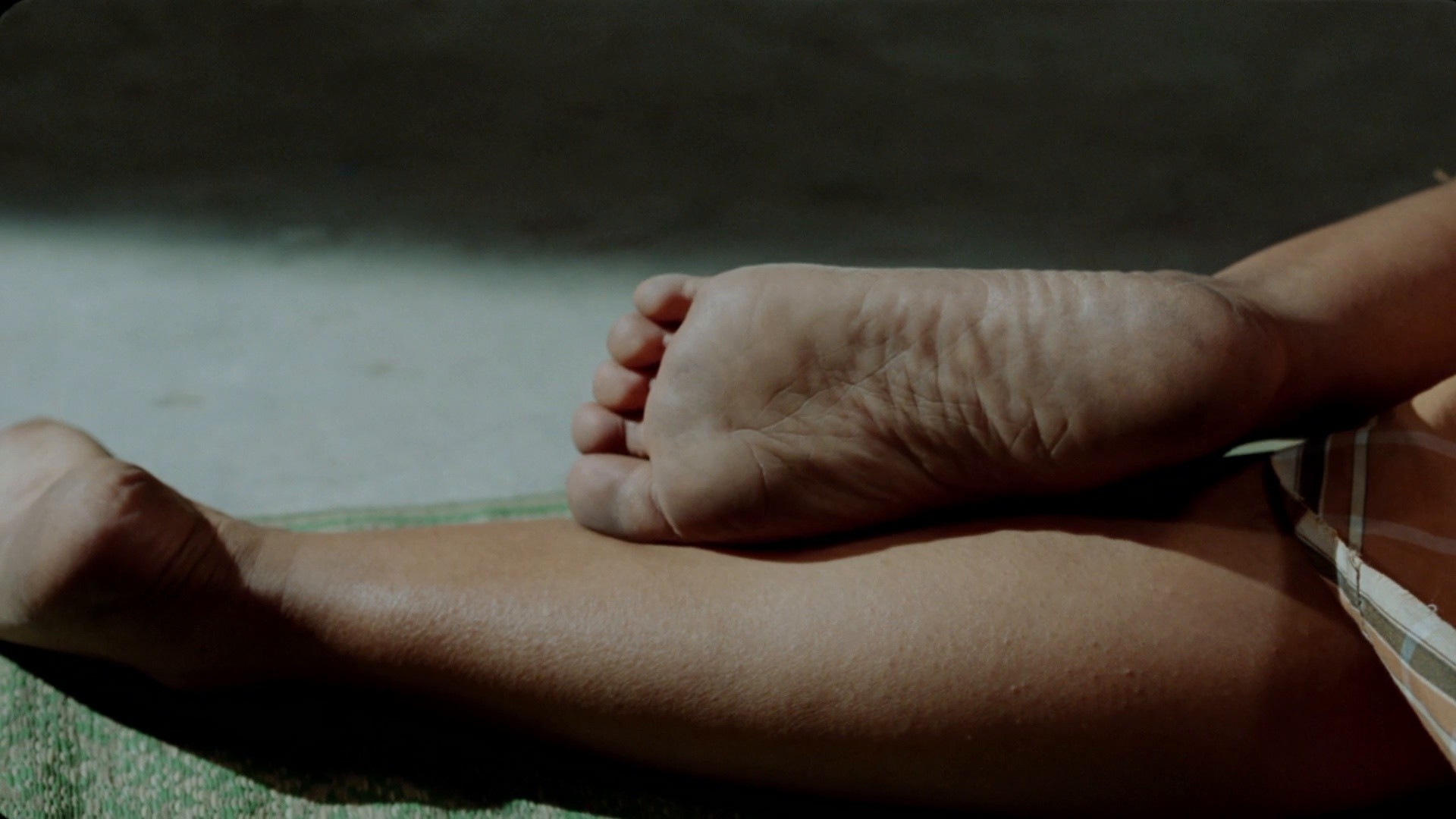 Kali Salwaar (2002) —  shot,  lighting