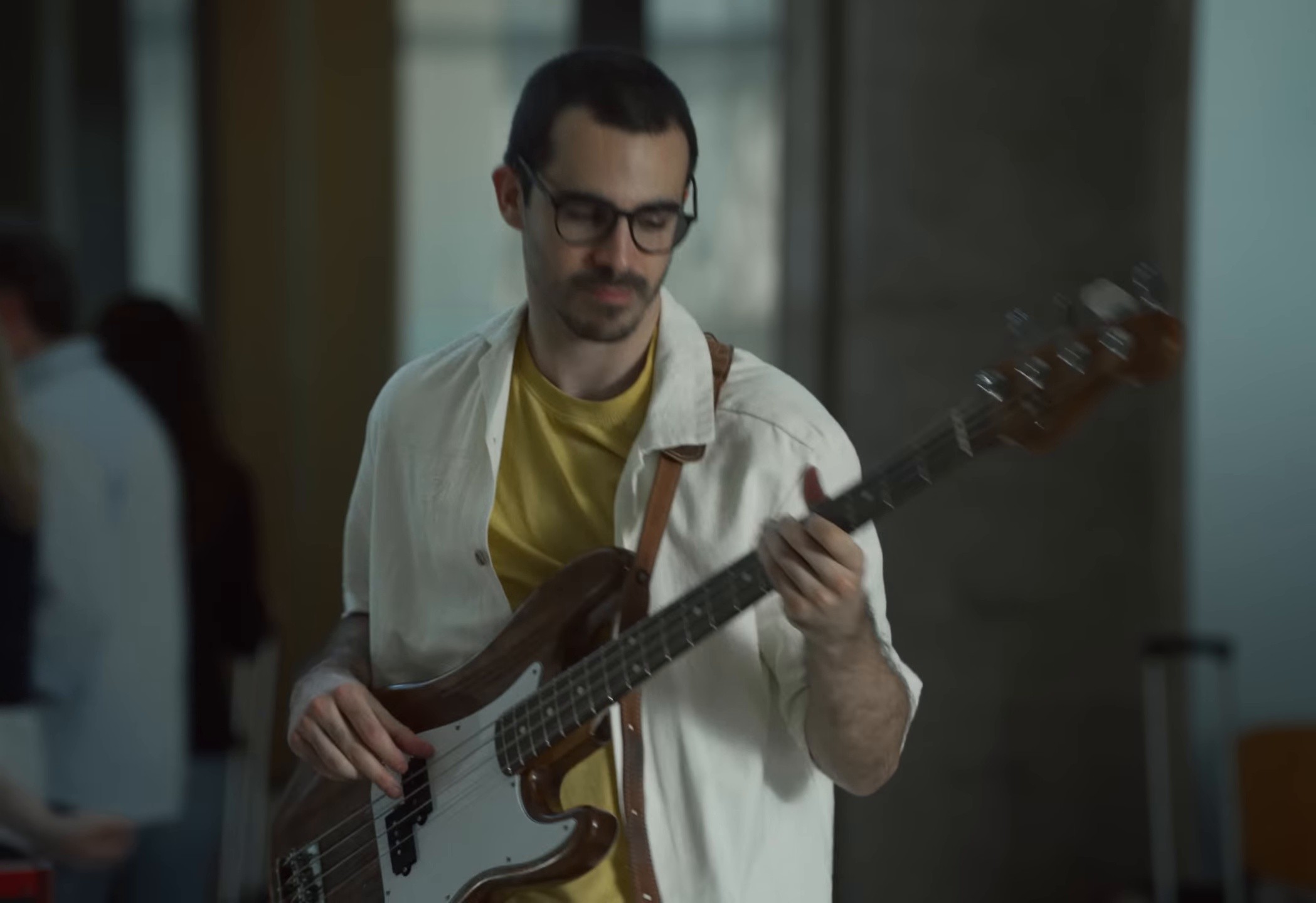 Deslocado (2025) —  shot,  lighting