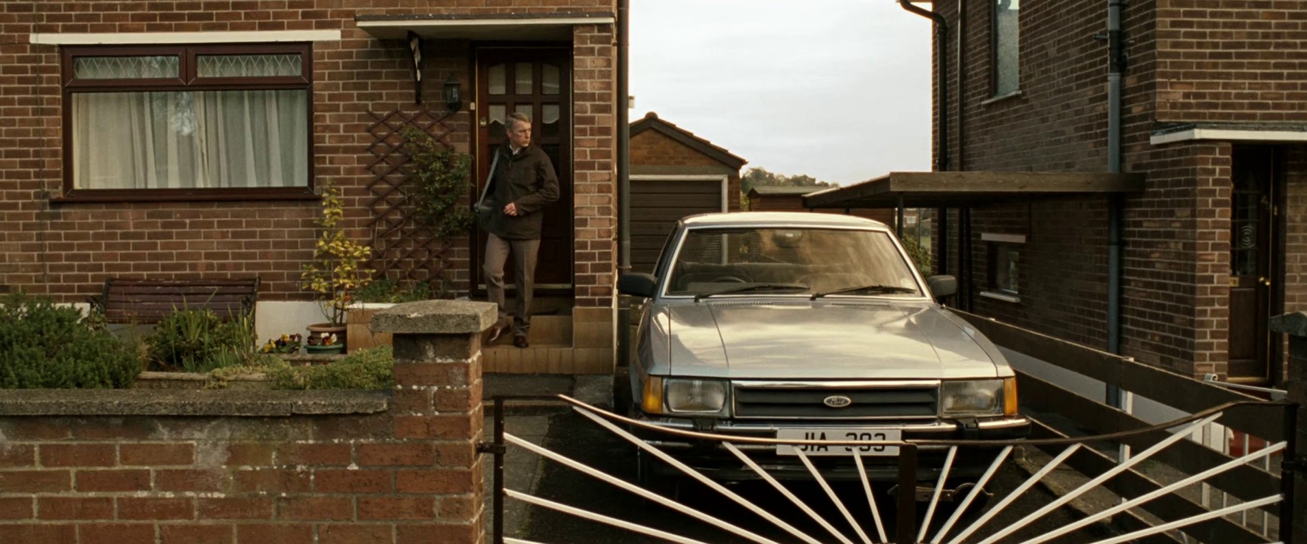 Hunger (2008) —  shot,  lighting