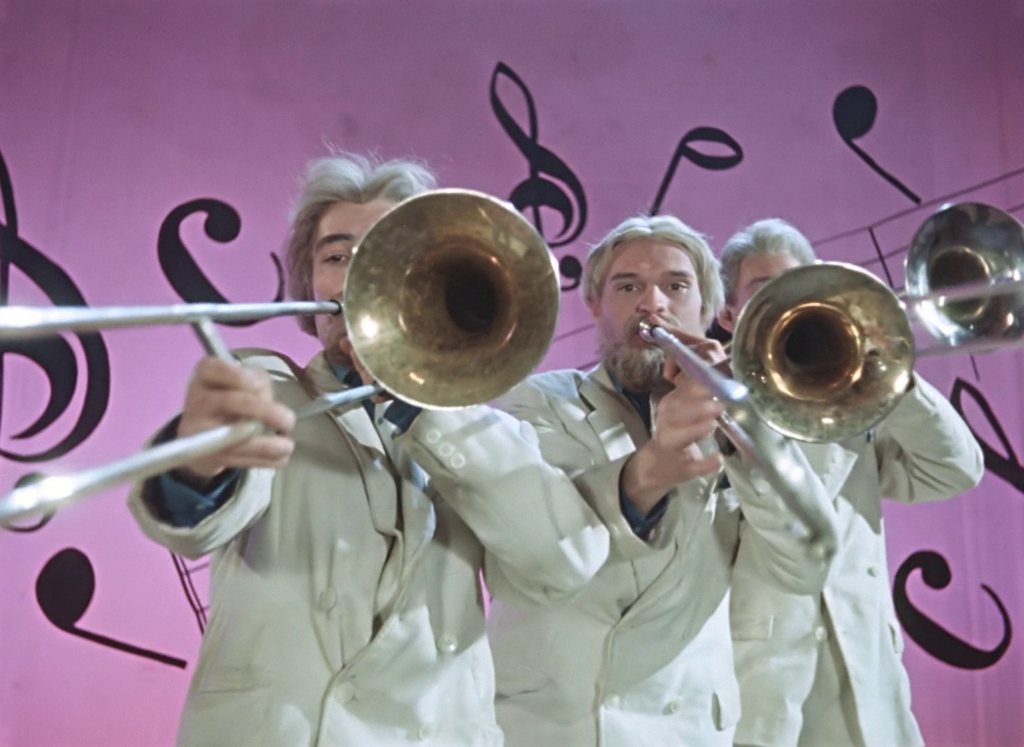 Carnival in Moscow (1956) —  shot,  lighting