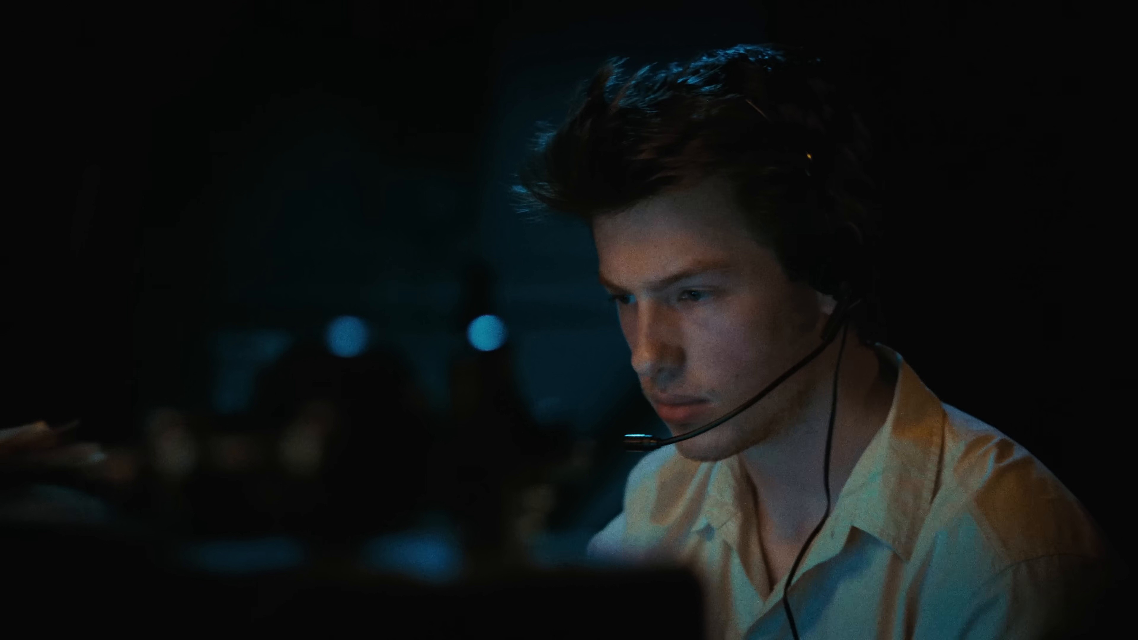 Sliding (2025) —  shot,  lighting