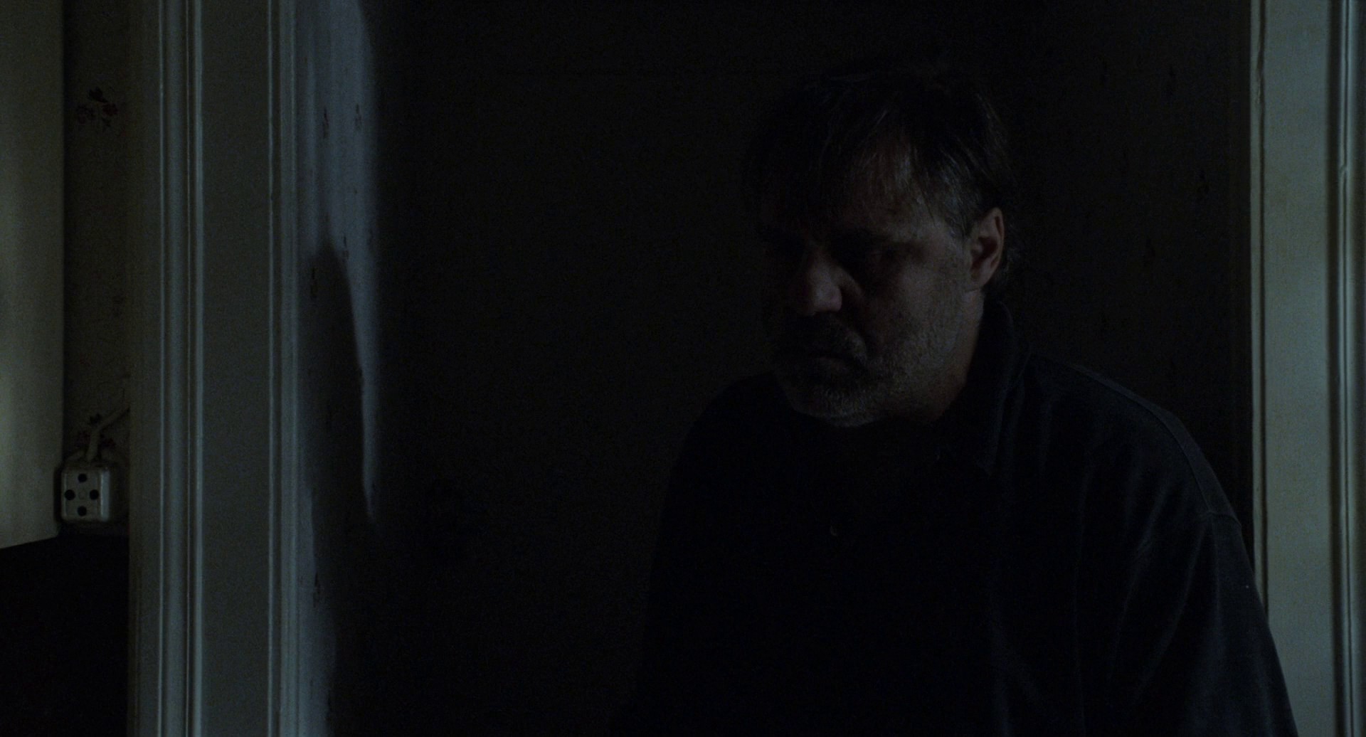 Code Unknown (2000) —  shot,  lighting