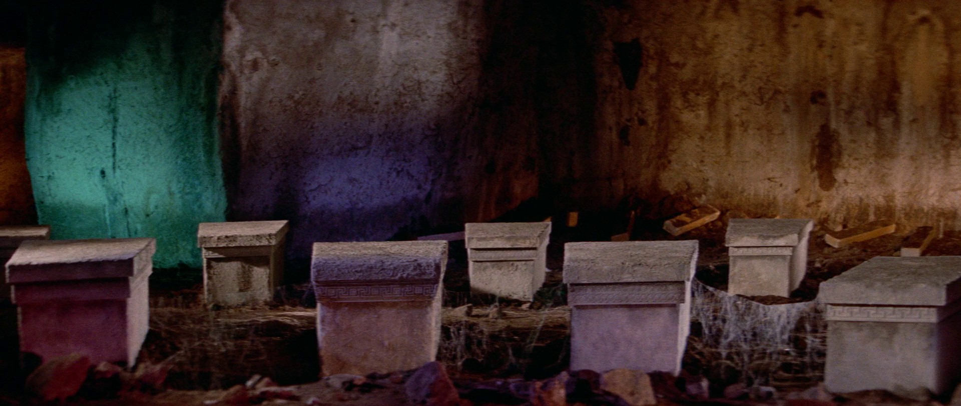 Hercules in the Haunted World (1961) —  shot,  lighting