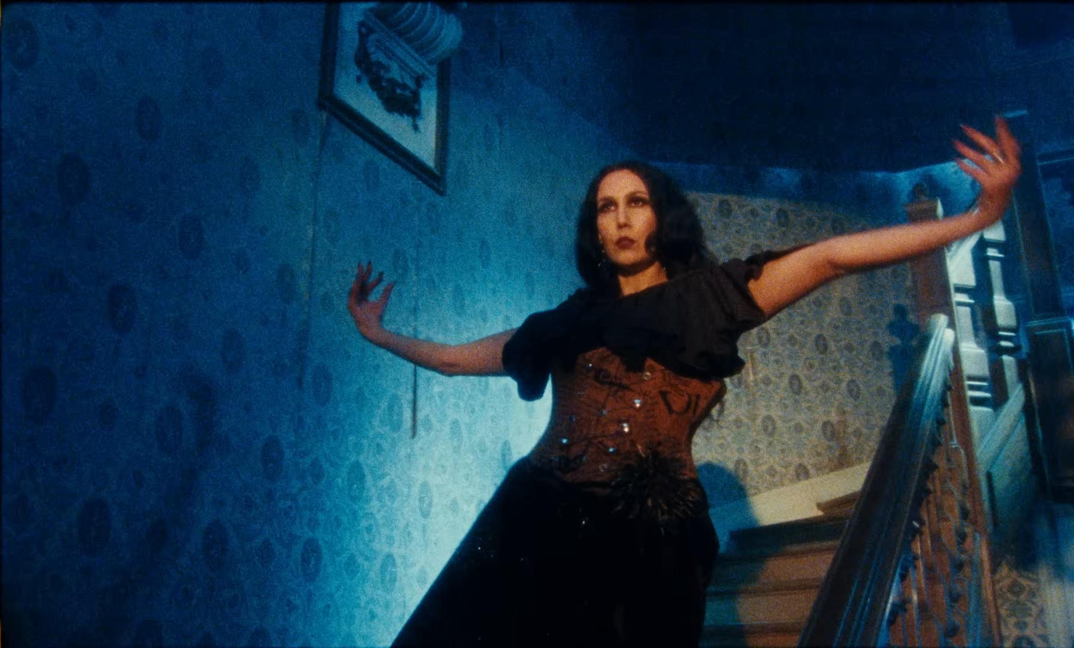 DIVAD & La Mandoline (2025) —  shot,  lighting