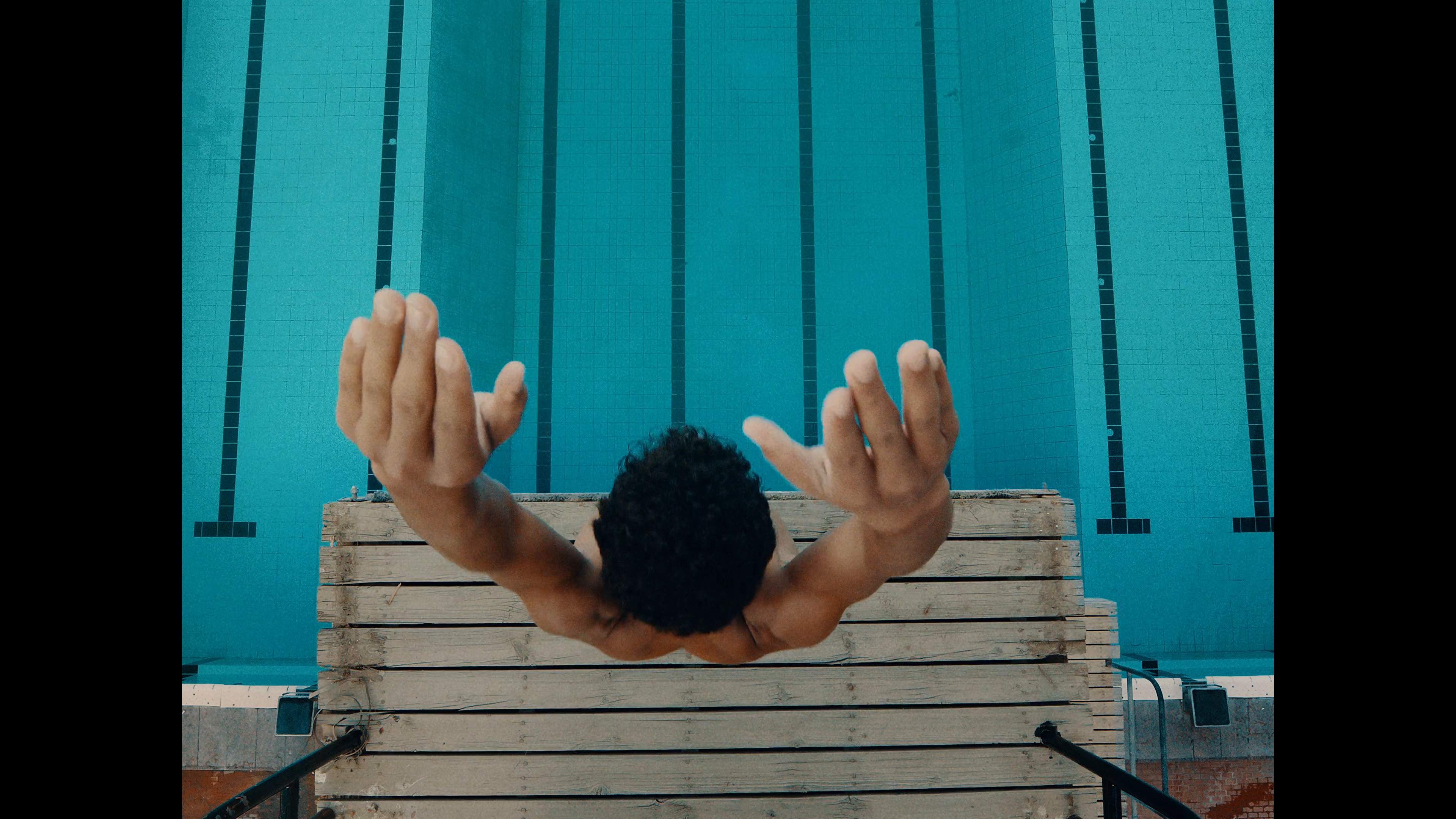 It starts with a scar (2021) —  shot,  lighting