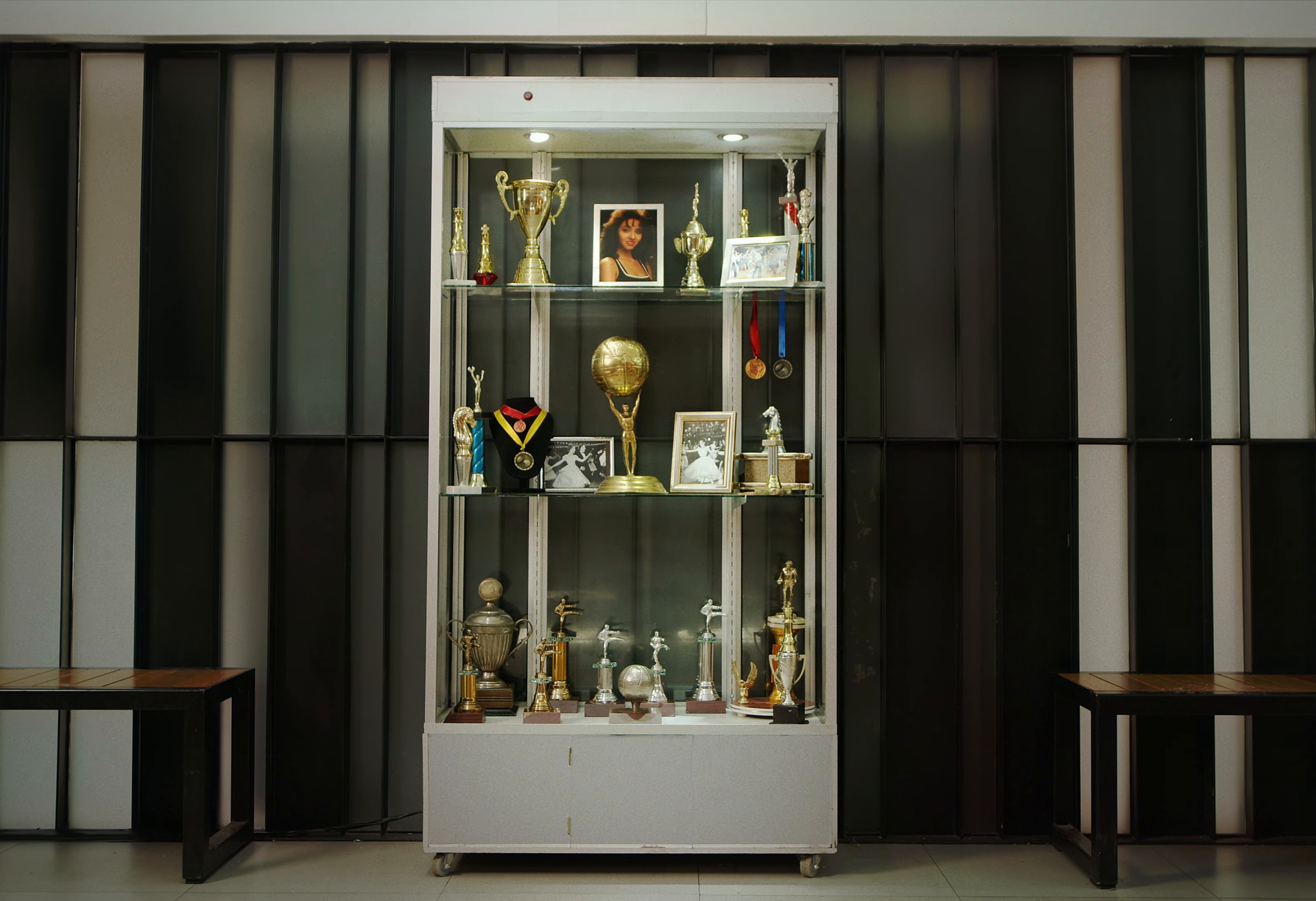 Mi Favorita Canción (2024) —  shot,  lighting