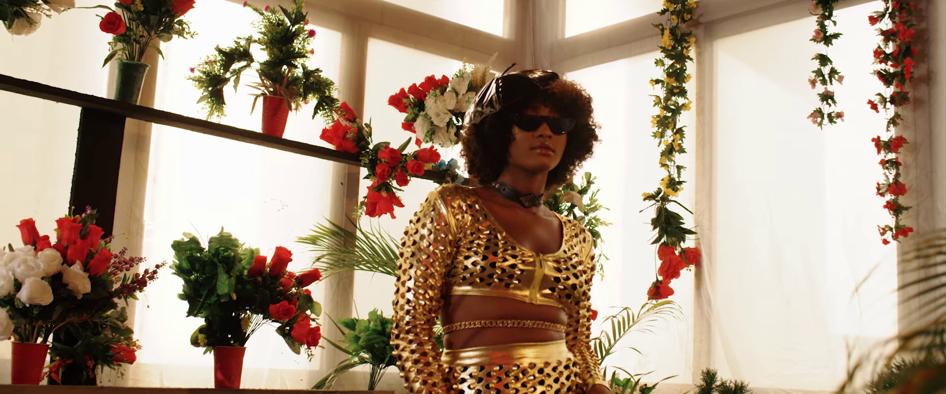 Love Nwantiti (2020) —  shot,  lighting